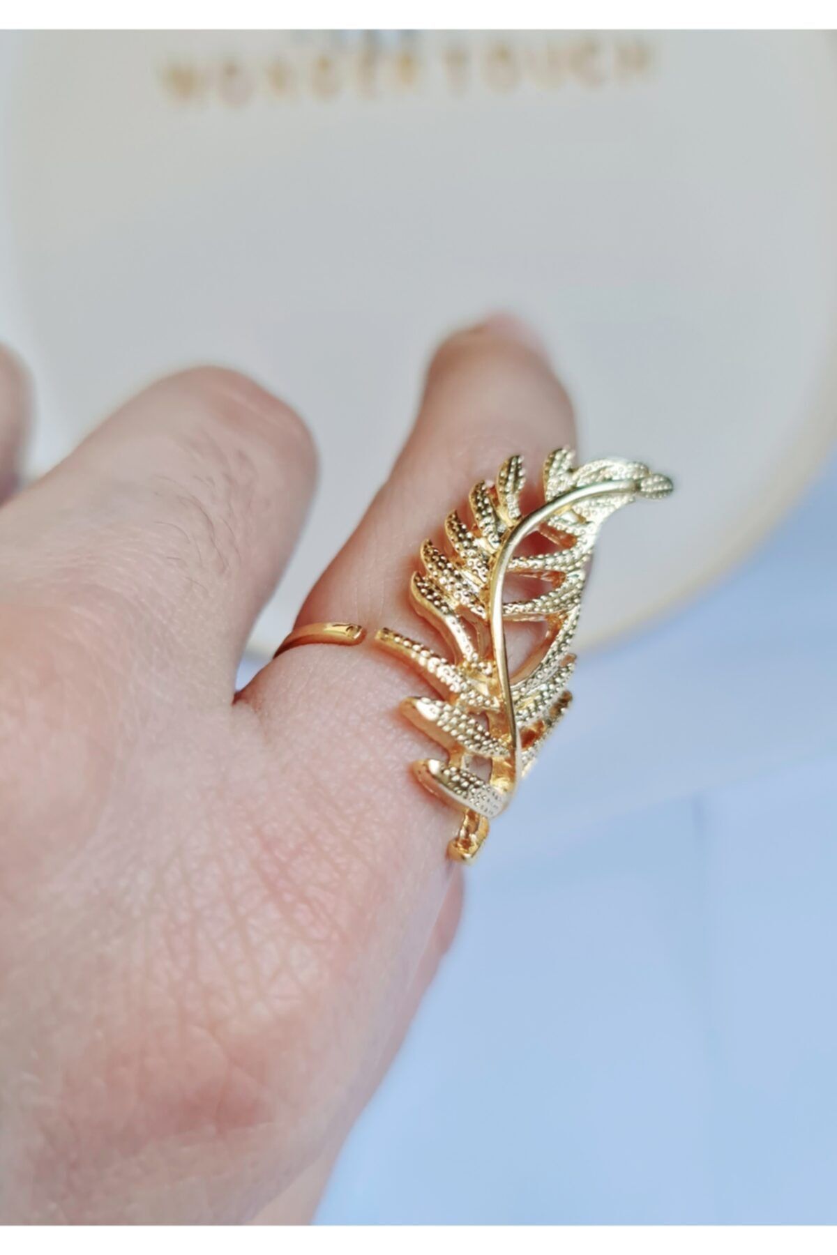 Leaf deals ring design
