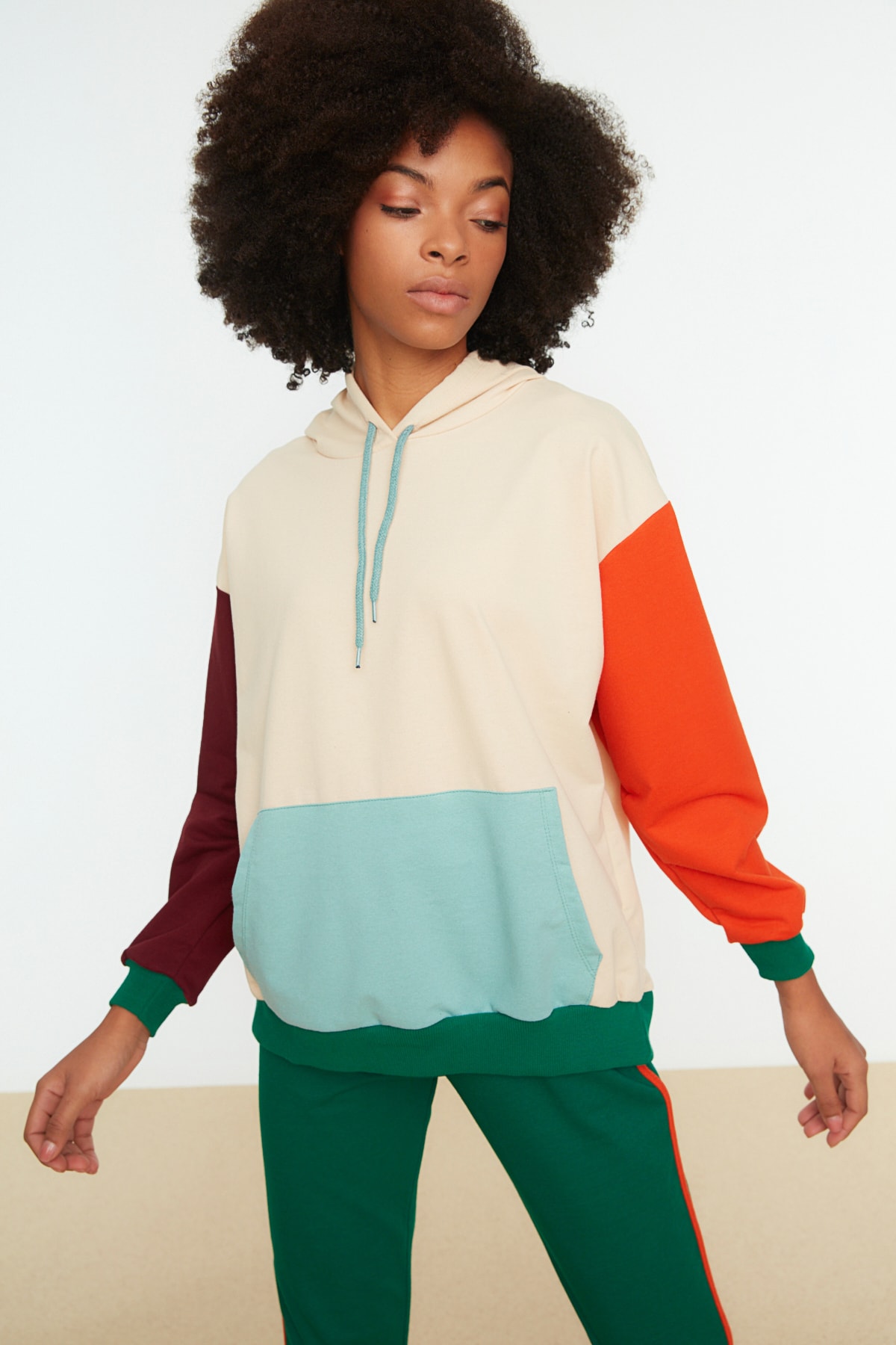 Trendyol Collection Sweatshirt Mehrfarbig Relaxed Fit Fast ausverkauft