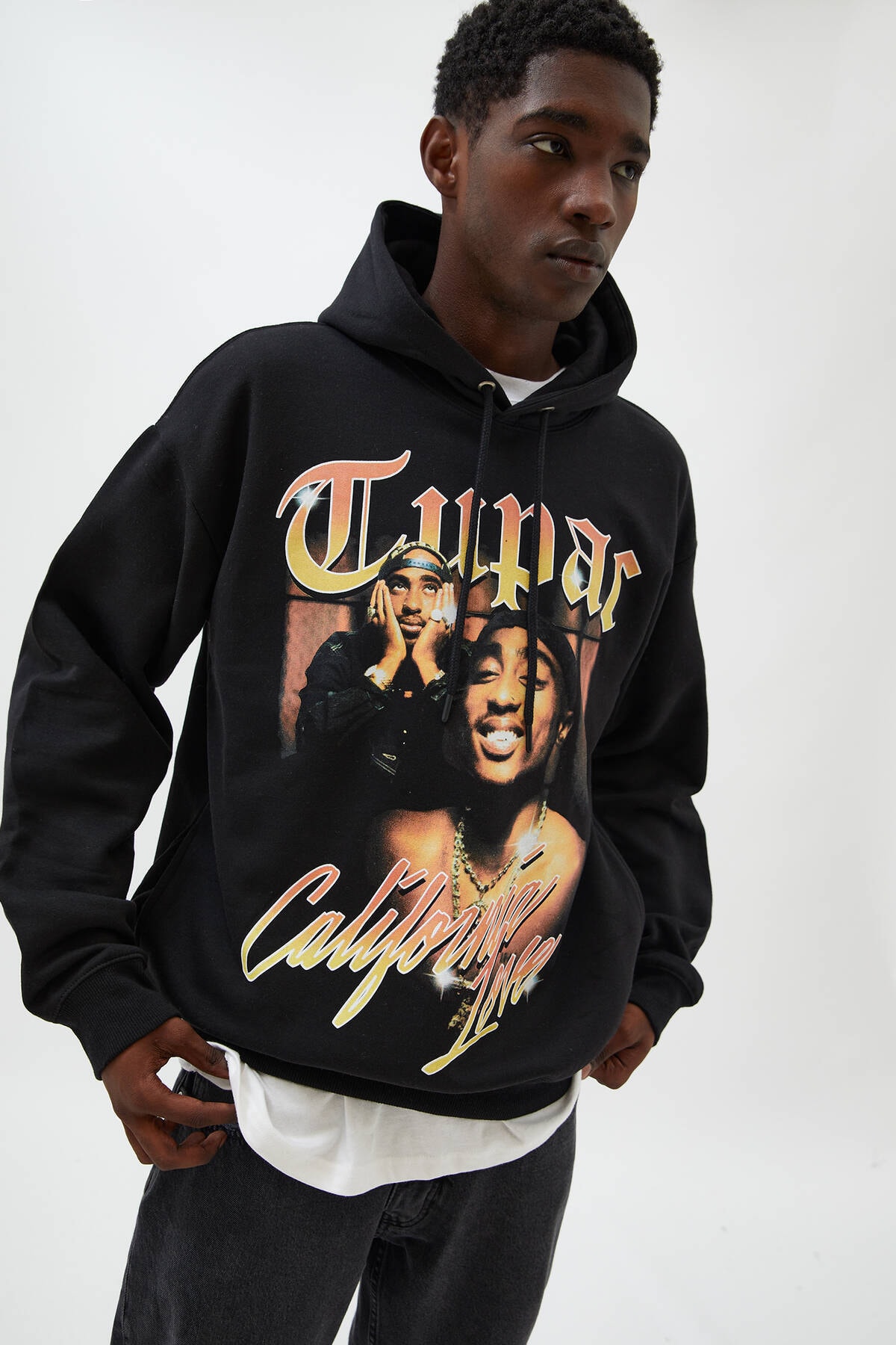 pull&bear tupac hoodie