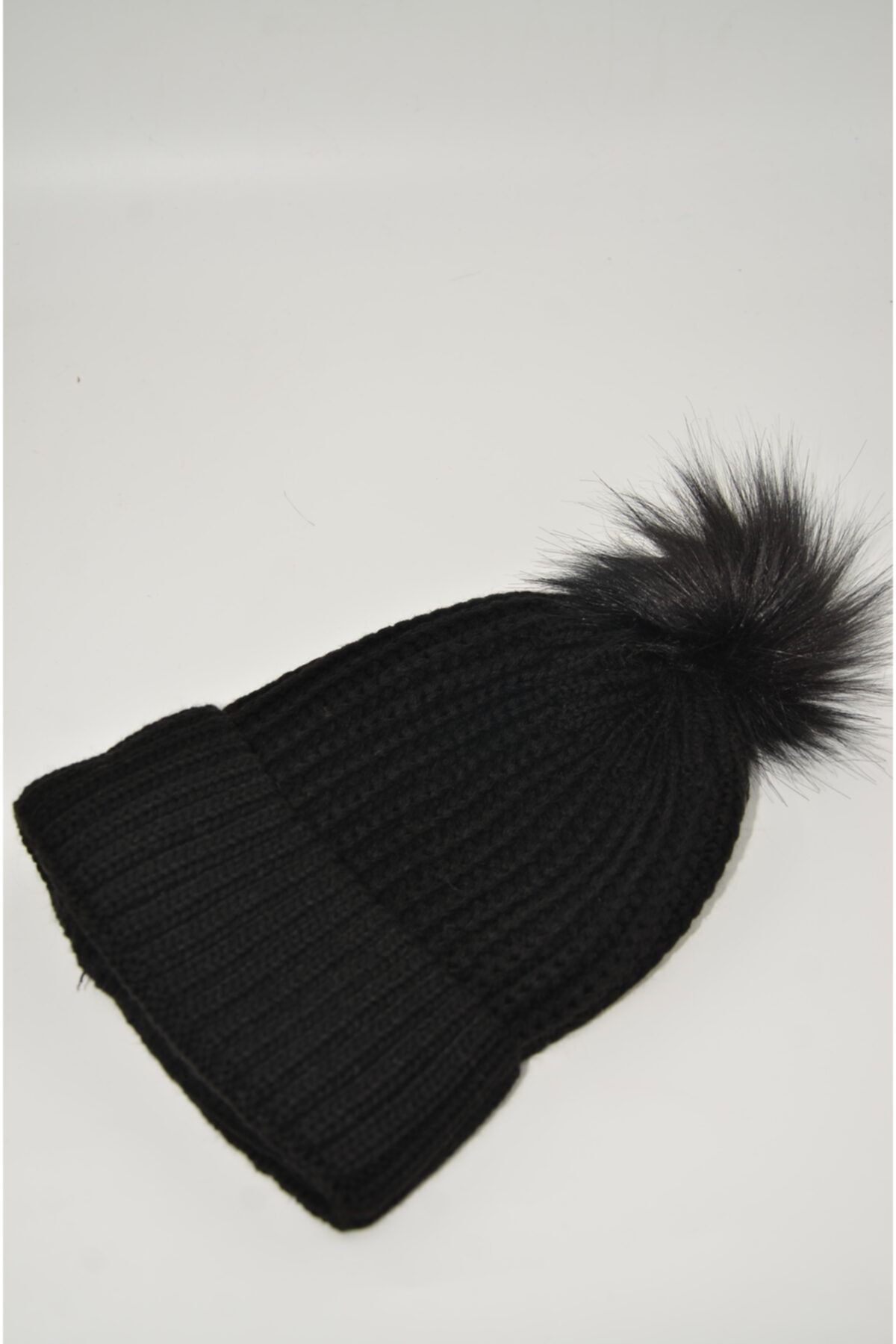 mottomia-Valentine's Day Special Black Color Plain Unisex Beret with Wool and Pompom 1