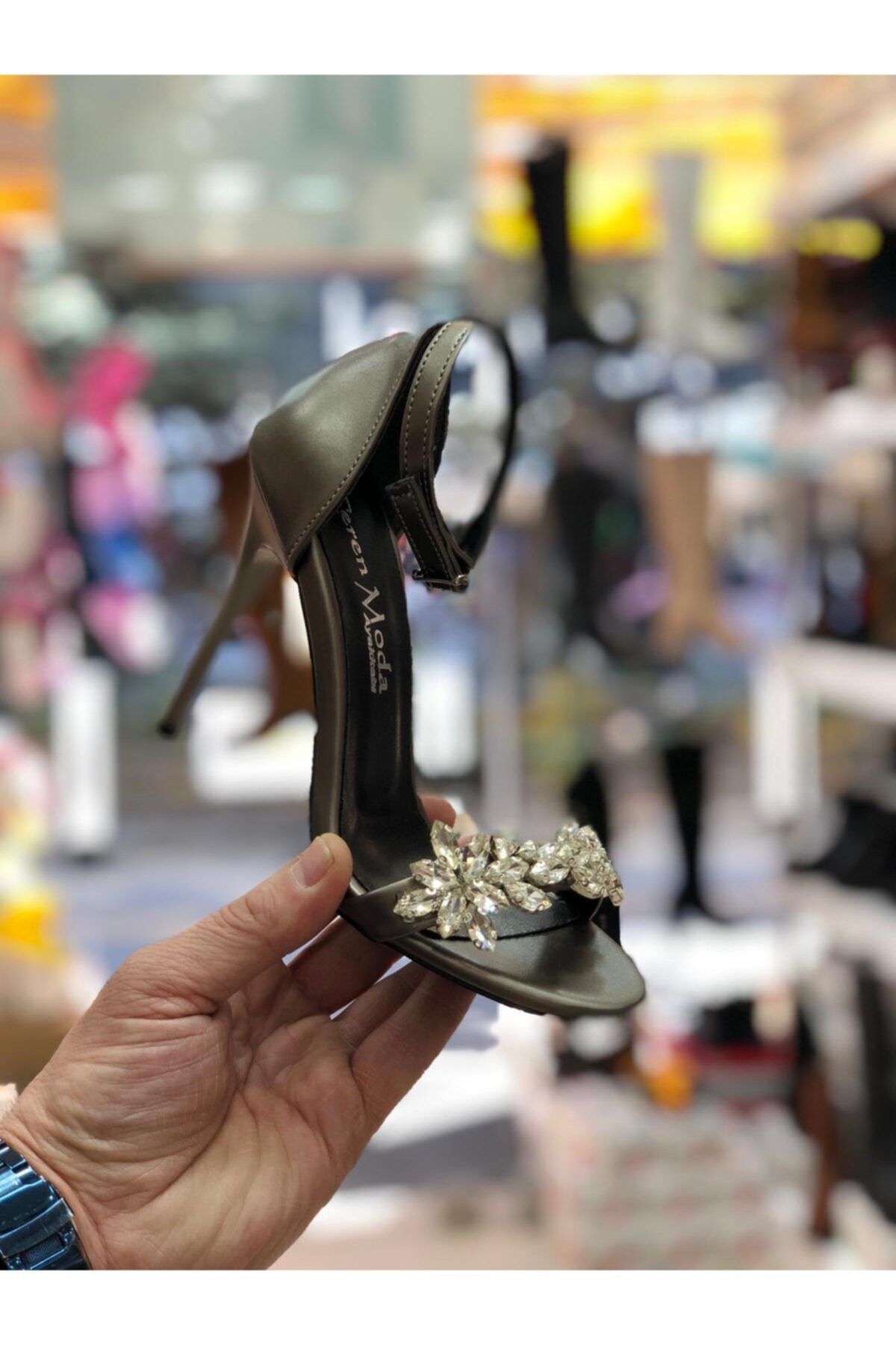 avu o luayakkab Evening Shoes Gold colored Stiletto Heels