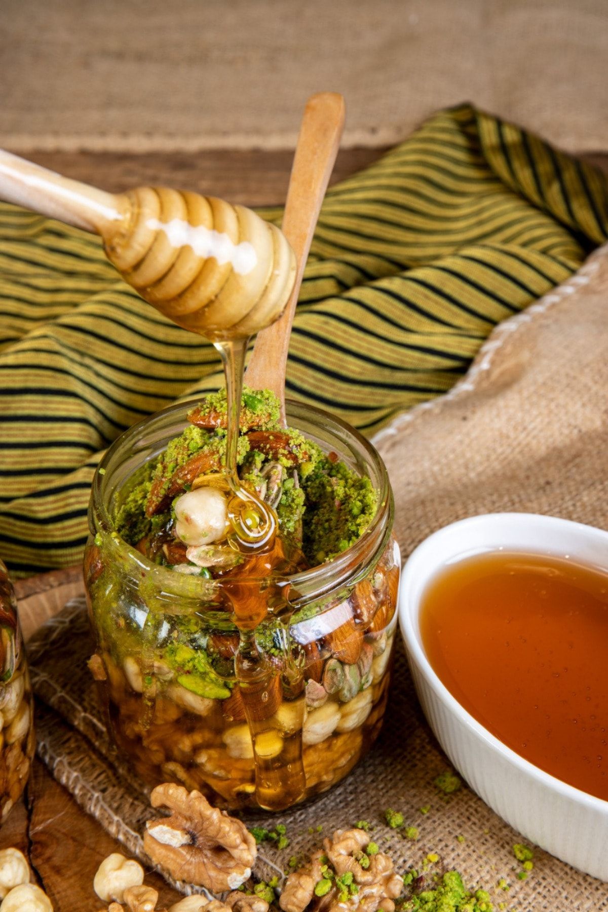 NEFİSSO ANTEP USULÜ-500g Nuts with Honey 4