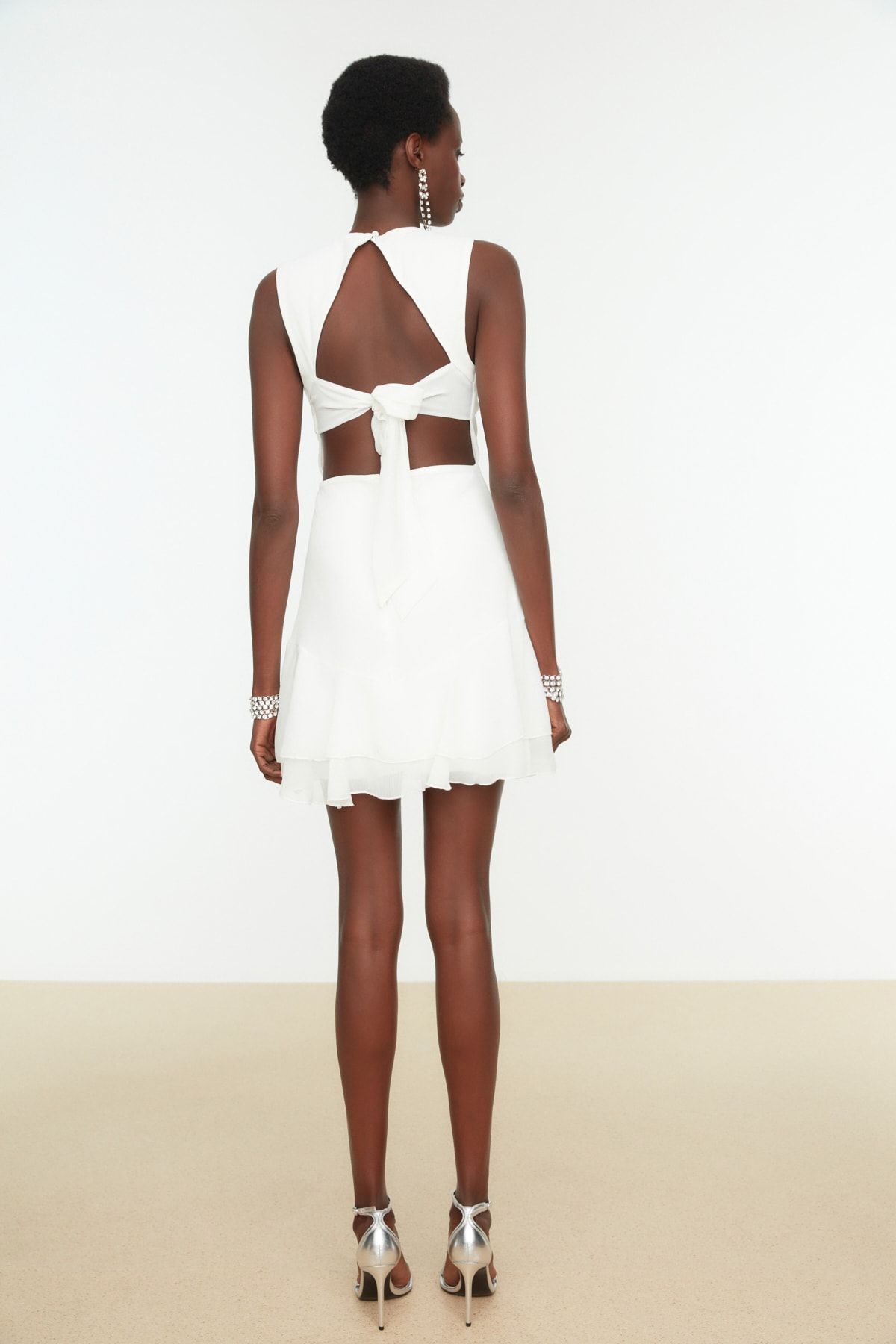 Trendyol Collection-Νυφικό Λευκό Α-γραμμή Πλάτη Λεπτομερές υφαντό κοντό γαμήλιο/γαμήλιο κομψό βραδινό φόρεμα επιστροφής στο σπίτι TPRSS21EL2345 6