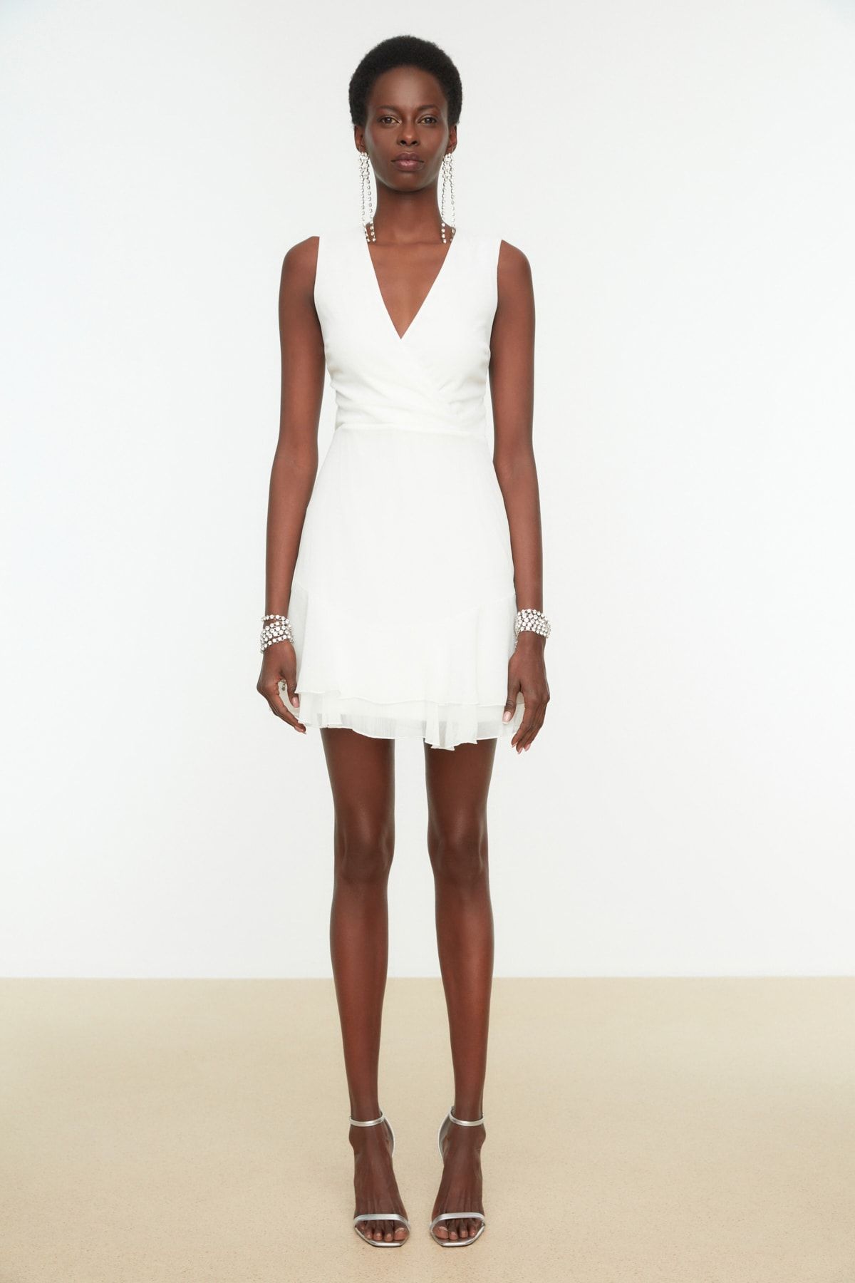 Trendyol Collection-Νυφικό Λευκό Α-γραμμή Πλάτη Λεπτομερές υφαντό κοντό γαμήλιο/γαμήλιο κομψό βραδινό φόρεμα επιστροφής στο σπίτι TPRSS21EL2345 4