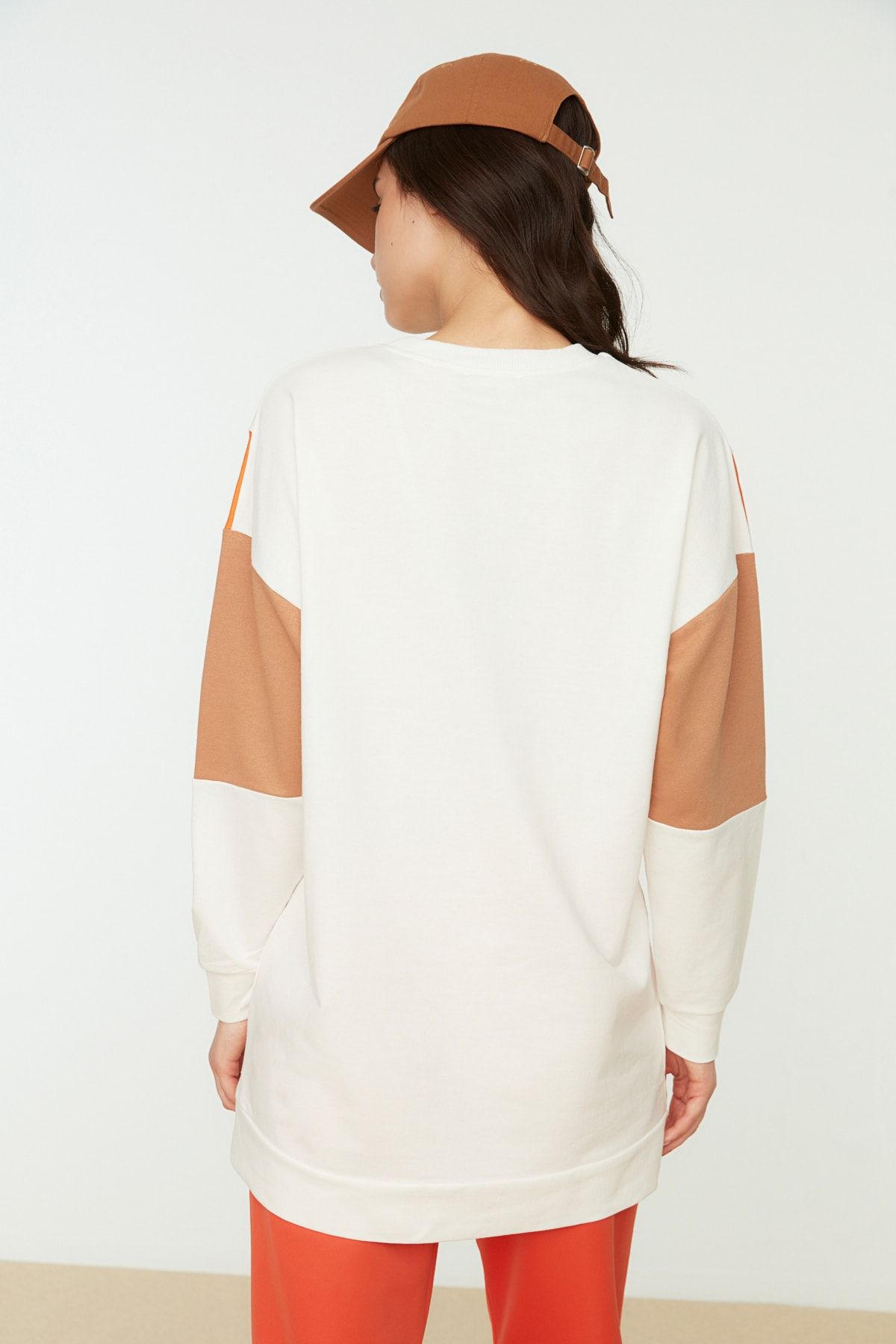 Trendyol Modest-Knitted Ecru Sweatshirt - Color Block, TCTAW22TW0021 5