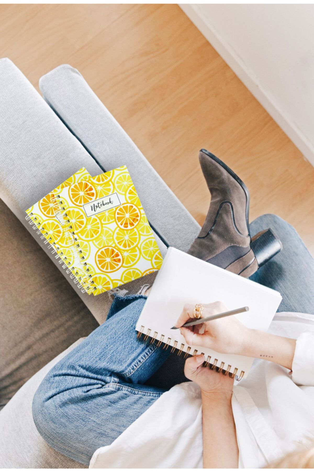 Fark Tanıtım-Orange Patterned Unlined Spiral Notebook 2