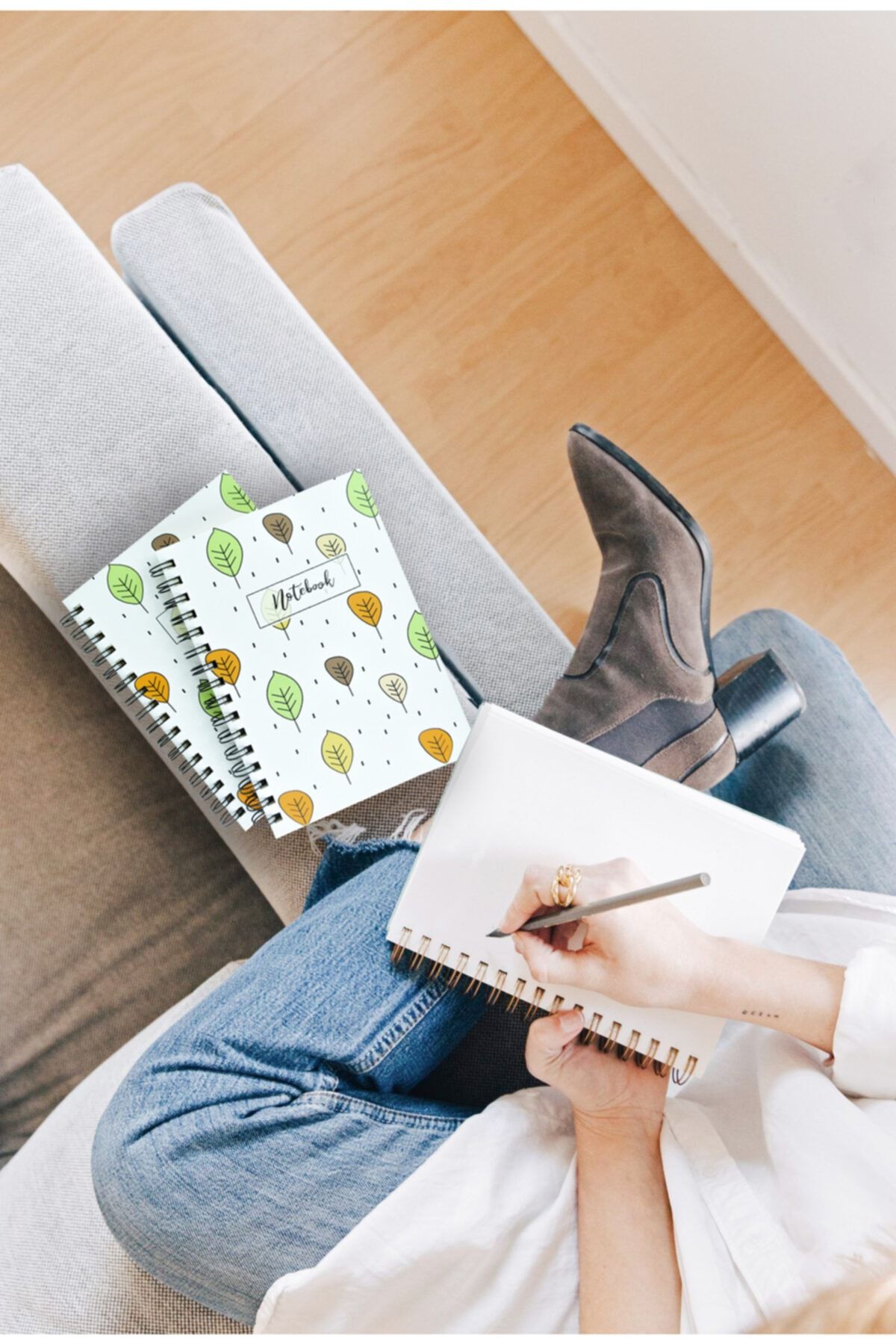 Fark Tanıtım-Leaf Patterned Unlined Spiral Notebook 2