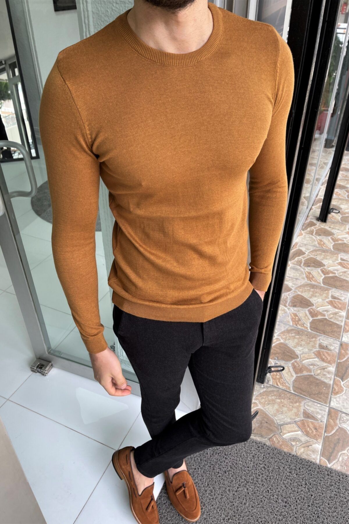 Tobacco colored sweater on sale