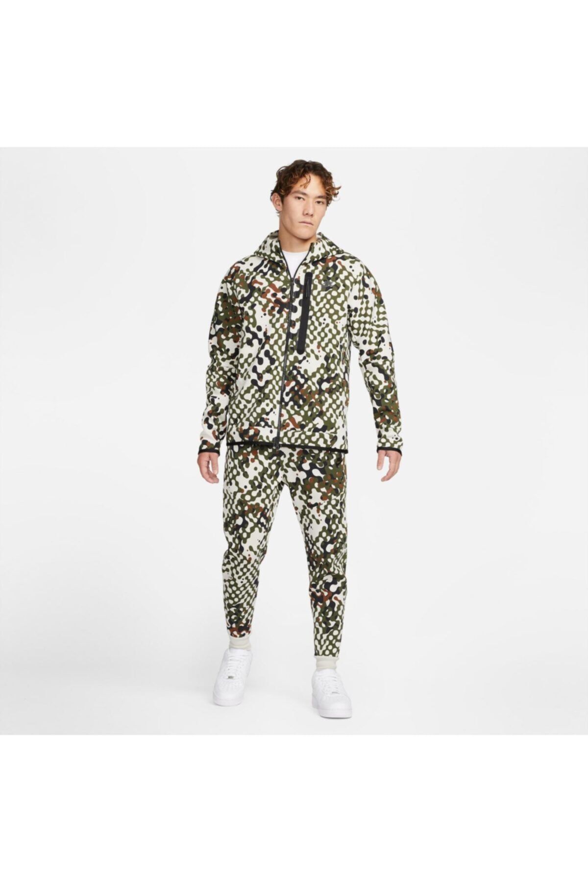 Nike sales monogram tracksuit