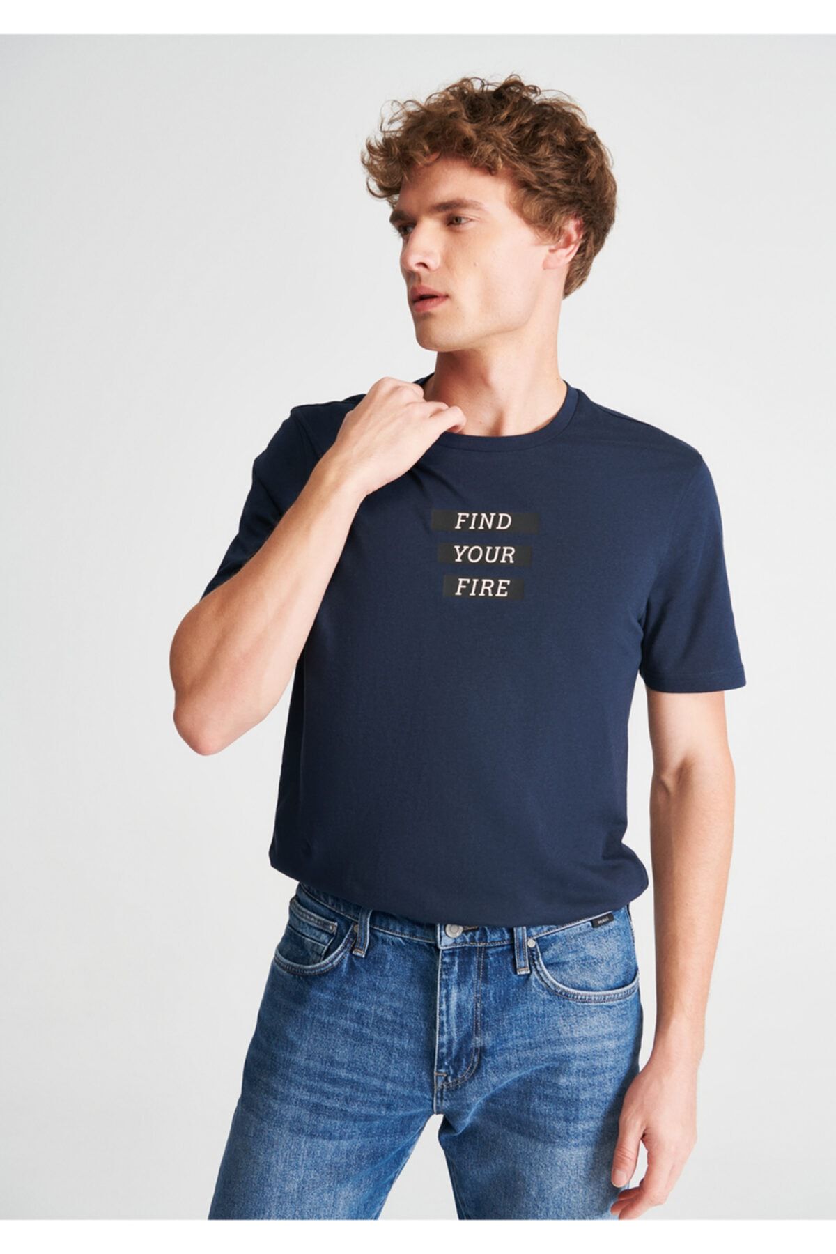 Mavi Fire خود را پیدا کنید تی شرت Blue Slim Fit / Bark Cut 0610132-70490
