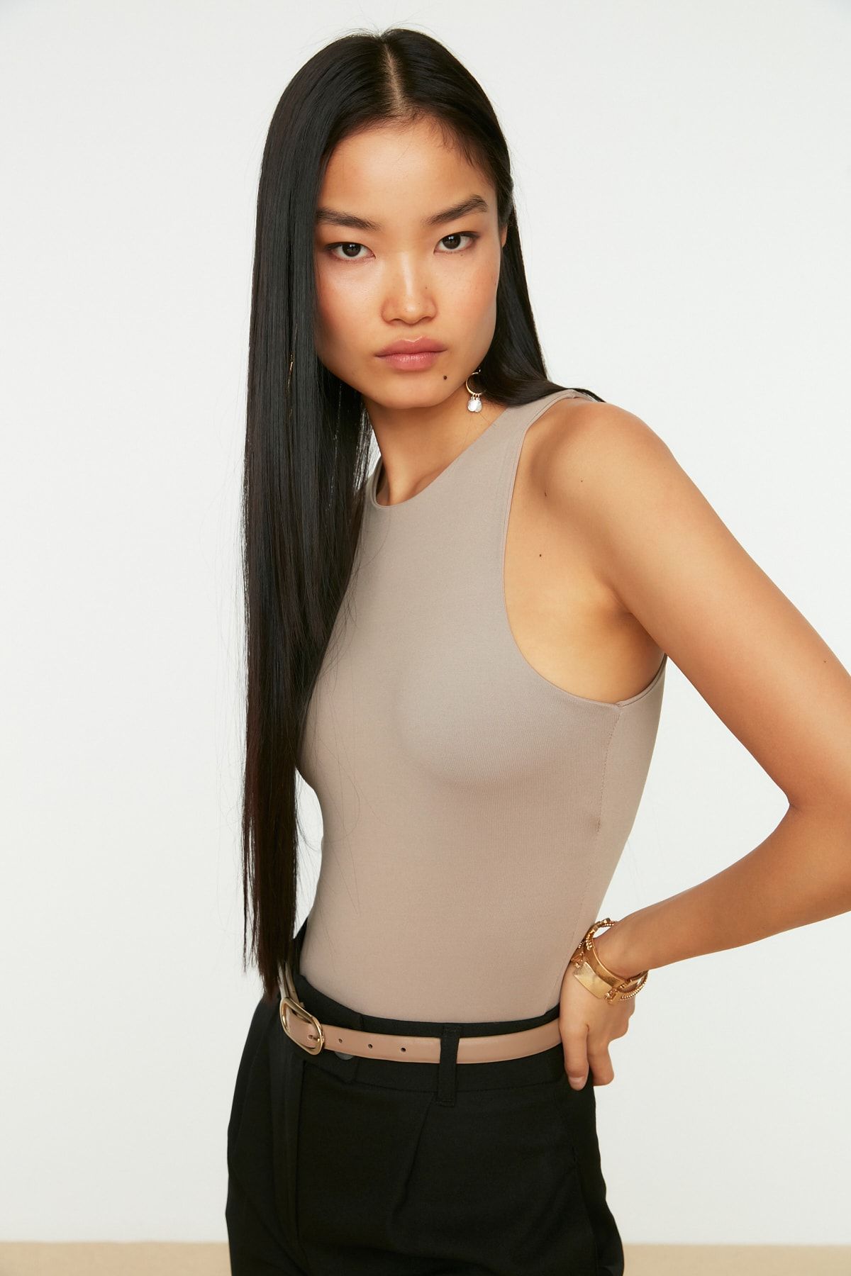 Trendyol Collection-Nerz Neckholder-Kragen, figurbetonter, flexibler Strick-Body zum Aufstecken, TWOSS20BD0044 2