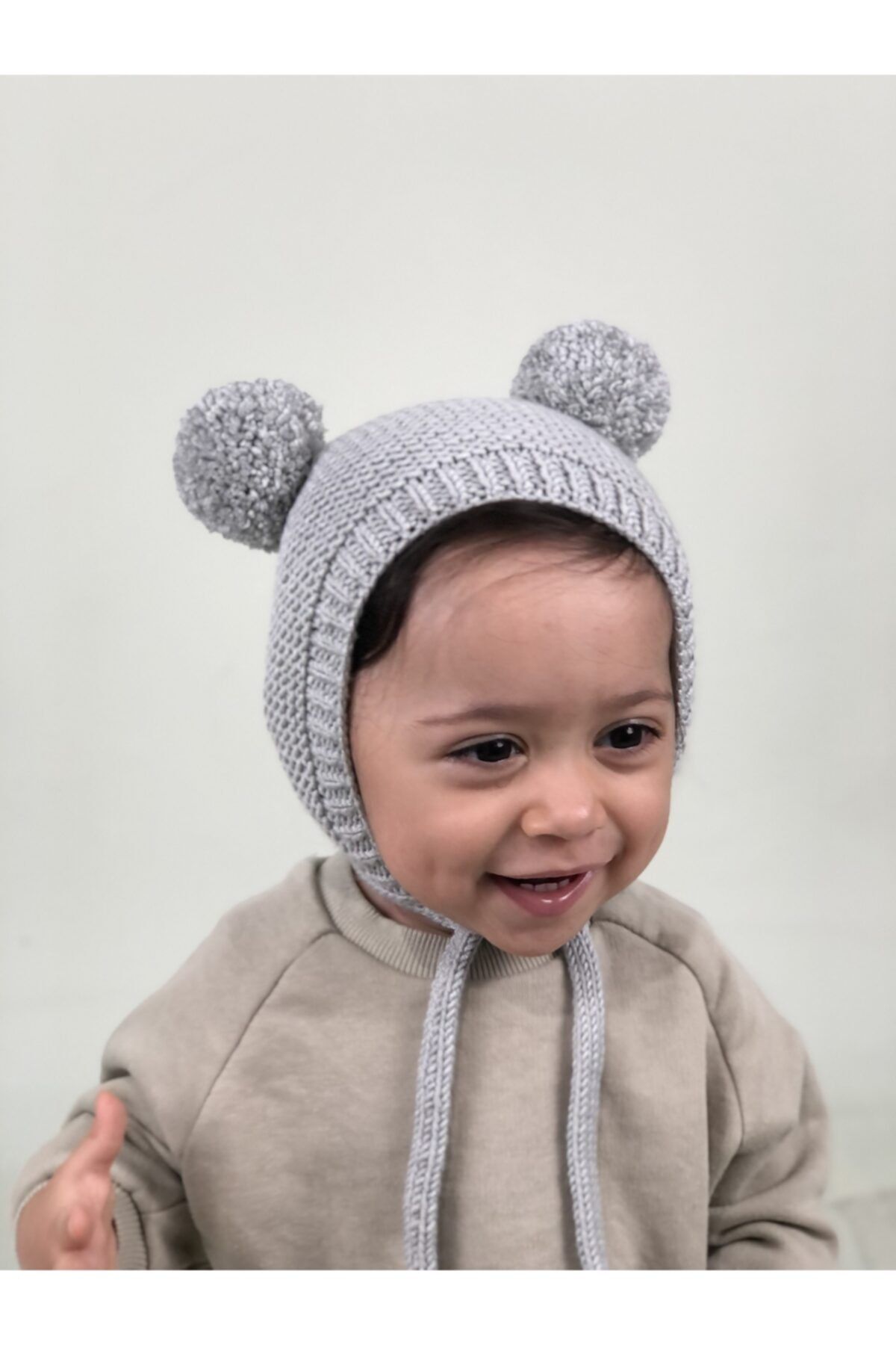 DERY BABY Unisex Pompom Baby Knitted Bonnet Beanie grey