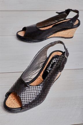 Siyah Kadın Dolgu Topuklu Ayakkabı L05820321