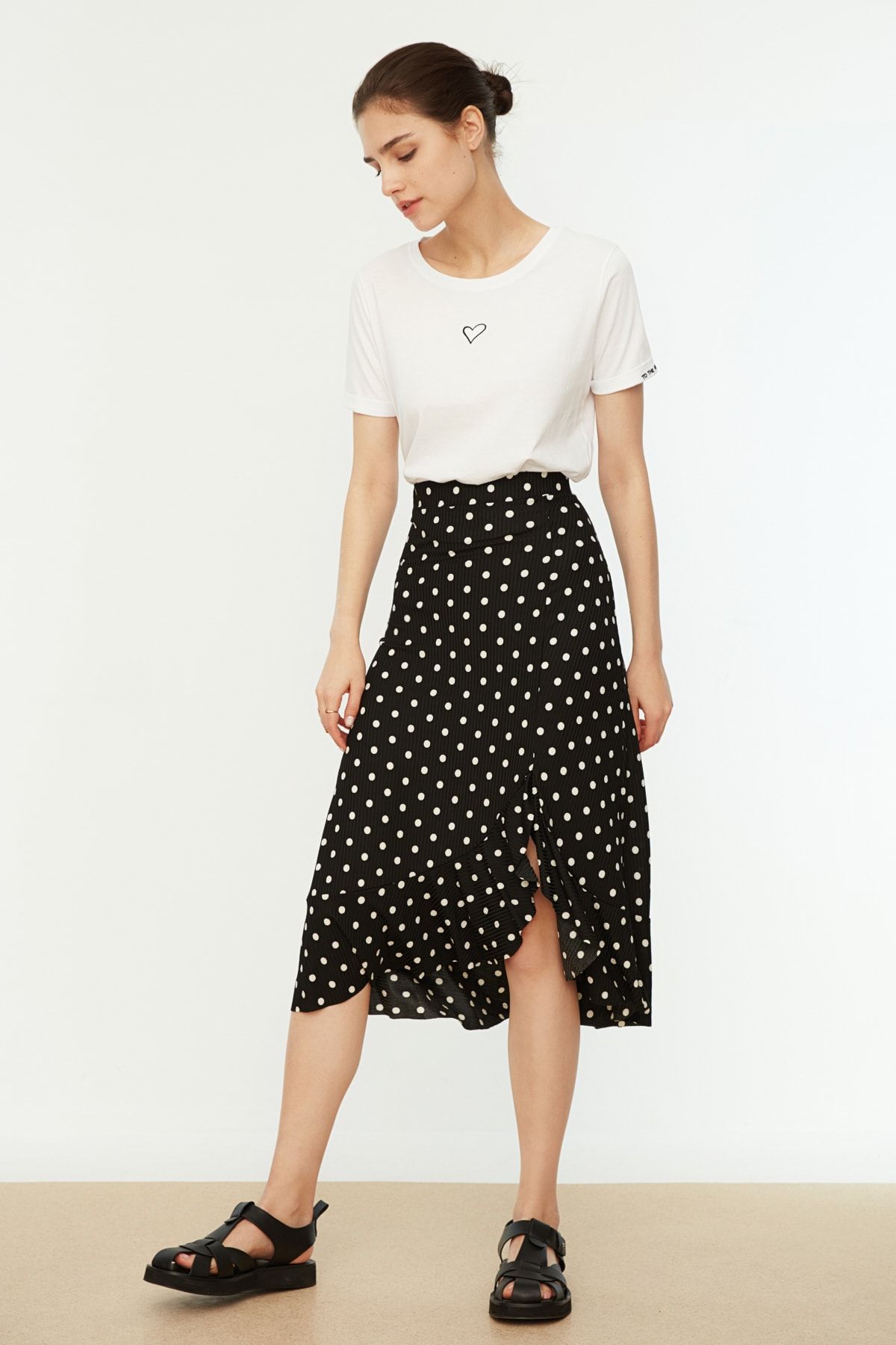 Trendyol Collection-Black Polka Dot Patterned High Waist Midi Stretch Knitted Skirt with Gather Detail and Flounce TWOSS21ET0029 4