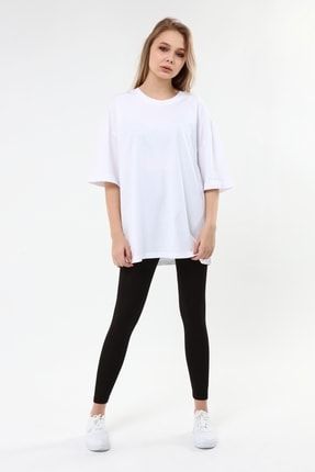Beyaz Sade Oversize T-shirt CT0034T