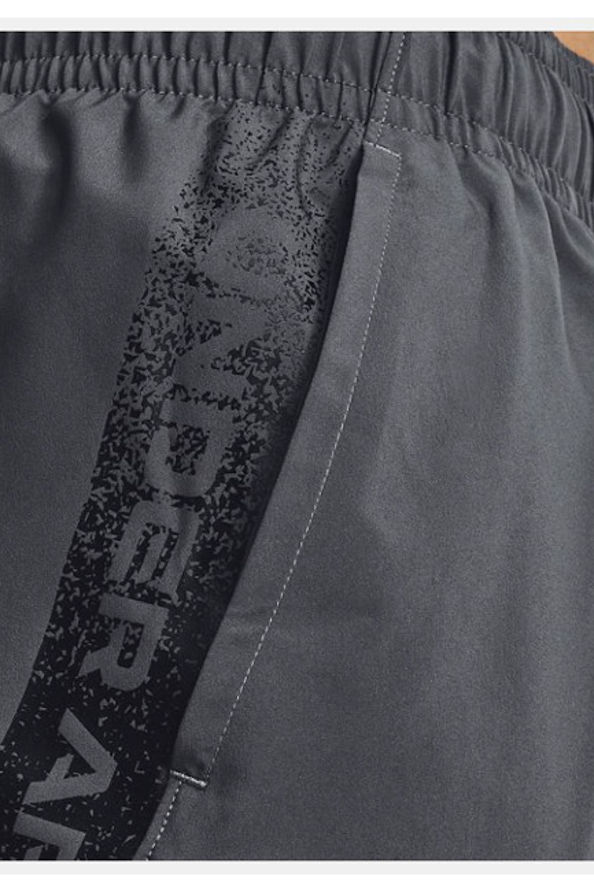 شورت ورزشی خاکستری مردانه های گرافیکی بافته شده در 1370388 012 Under Armour