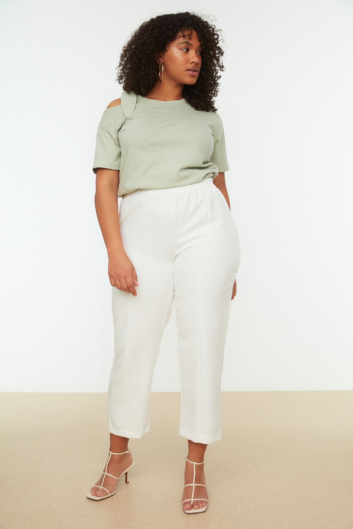 Trendyol Curve Plus Size Pants White Bootcut Trendyol