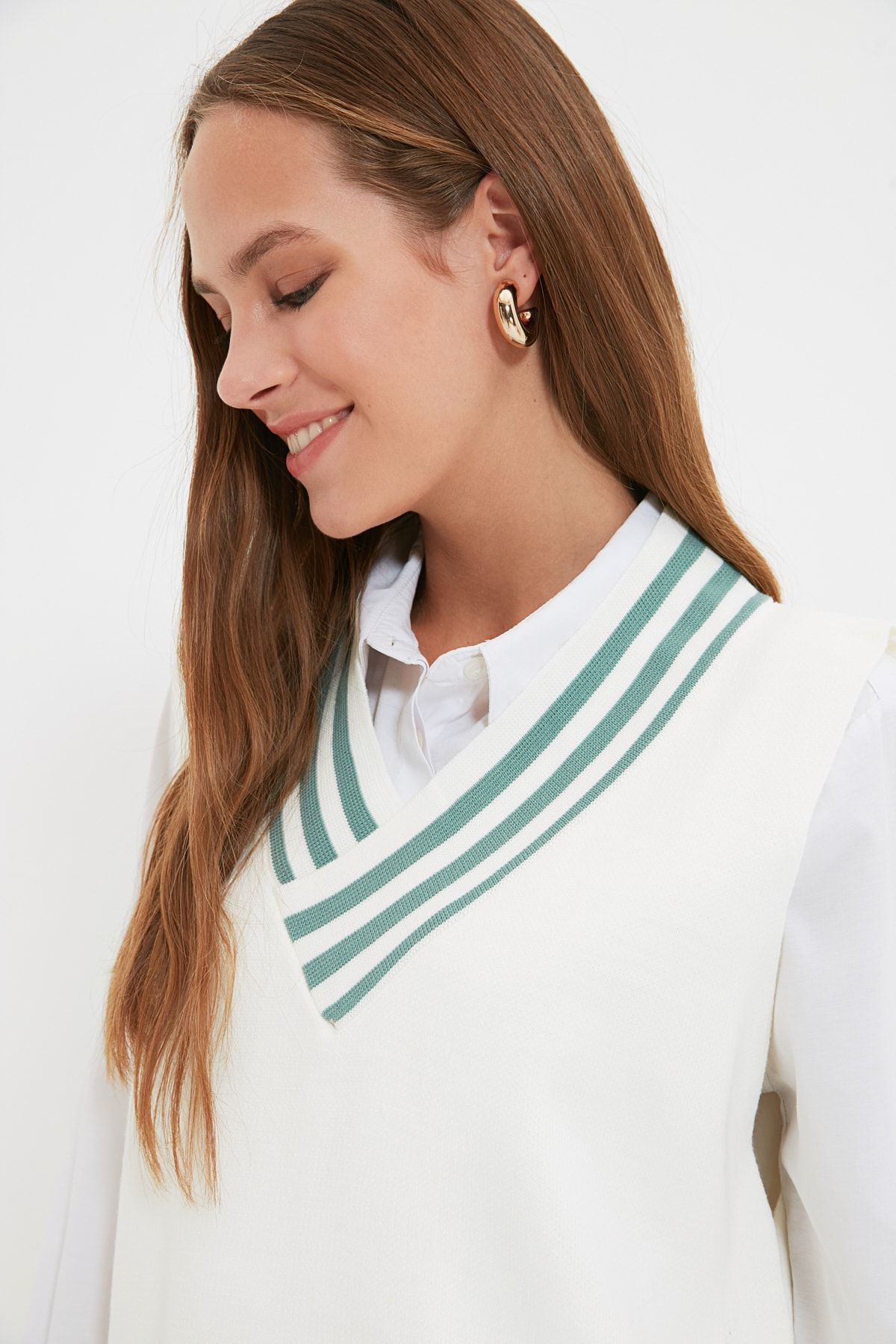 Trendyol Modest Pullover Weste Grün Regular Fit Fast ausverkauft