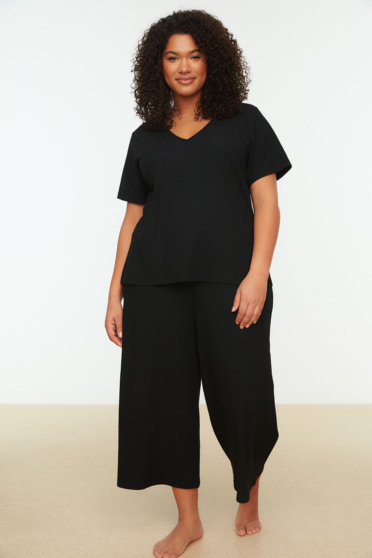 Plus size deals black culottes