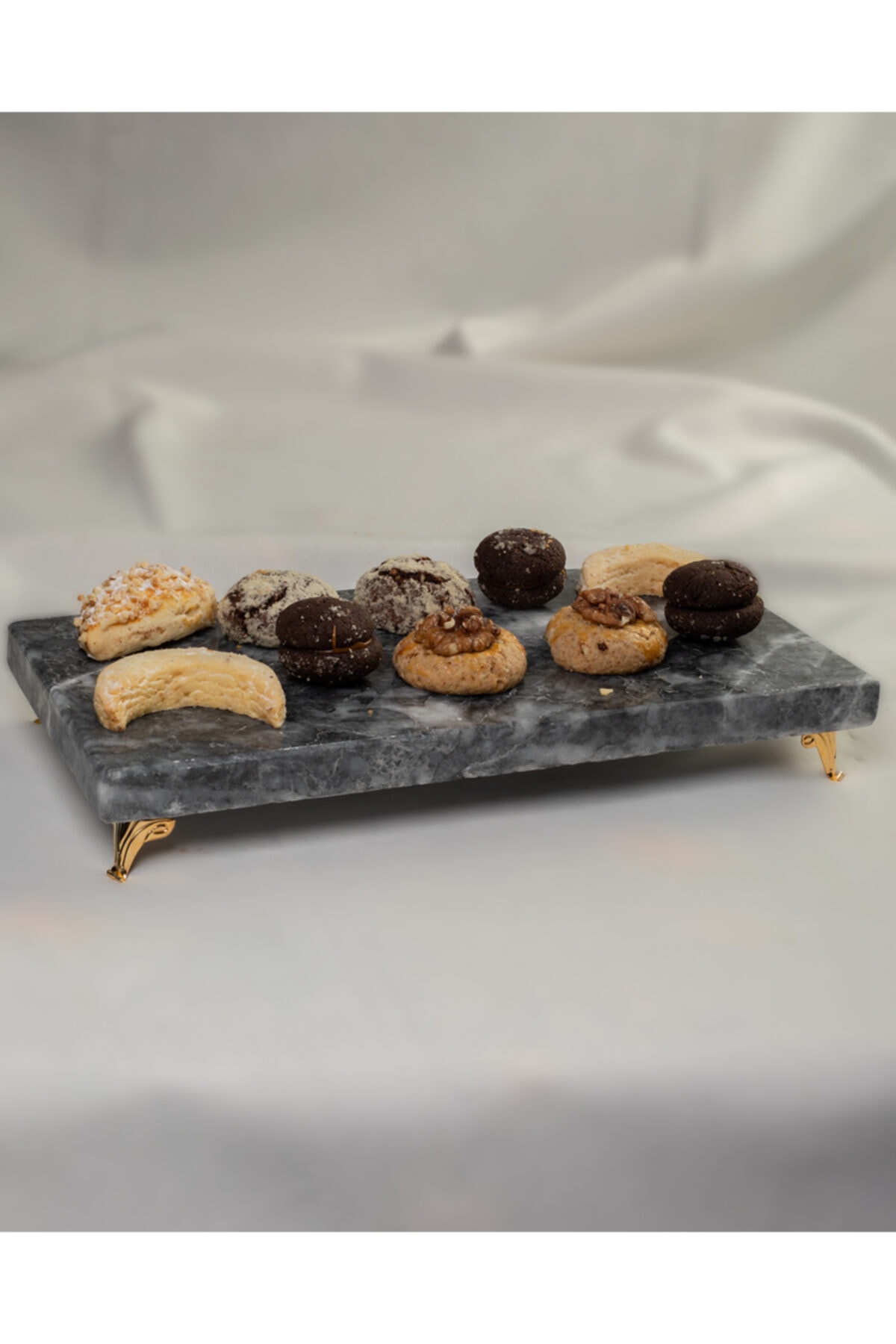 Presentation Gold Real Marble Cake Presentation, Metal Profile Foot