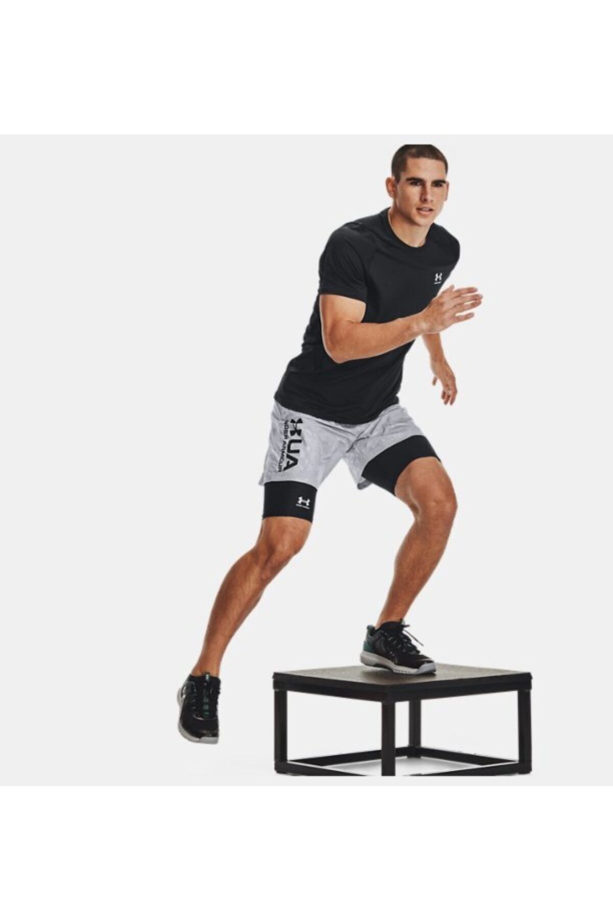 شورت ورزشی مشکی مردانه های بلند جیب Heatgear® 1361602 001 Under Armour