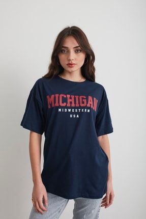 Kadın Lacivert Michigan Baskılı Oversize T-shirt 02TMCG
