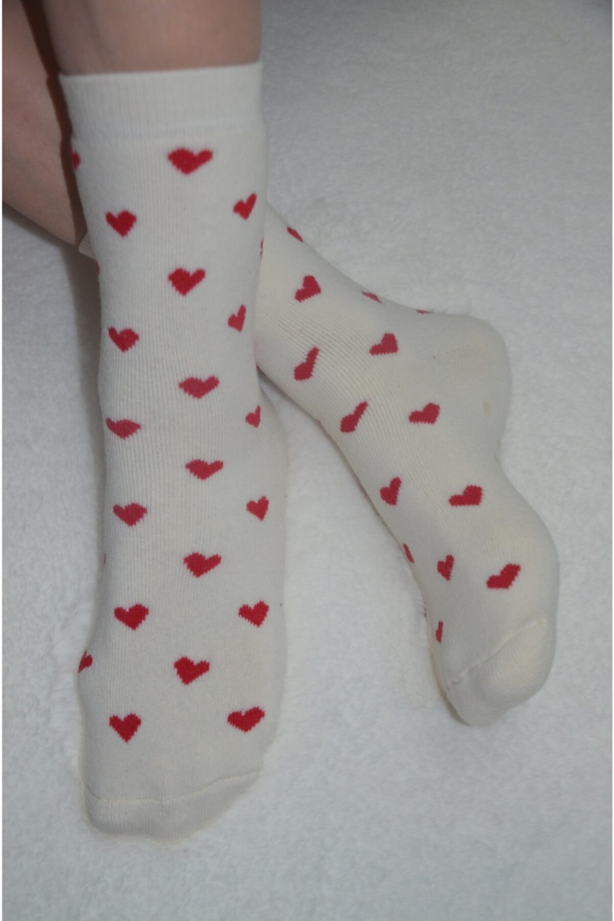 Göznuru Socks Kadın Kışlık Taban Altı Kaymaz Ekru Kalp Desen Thermal Havlu Çorap