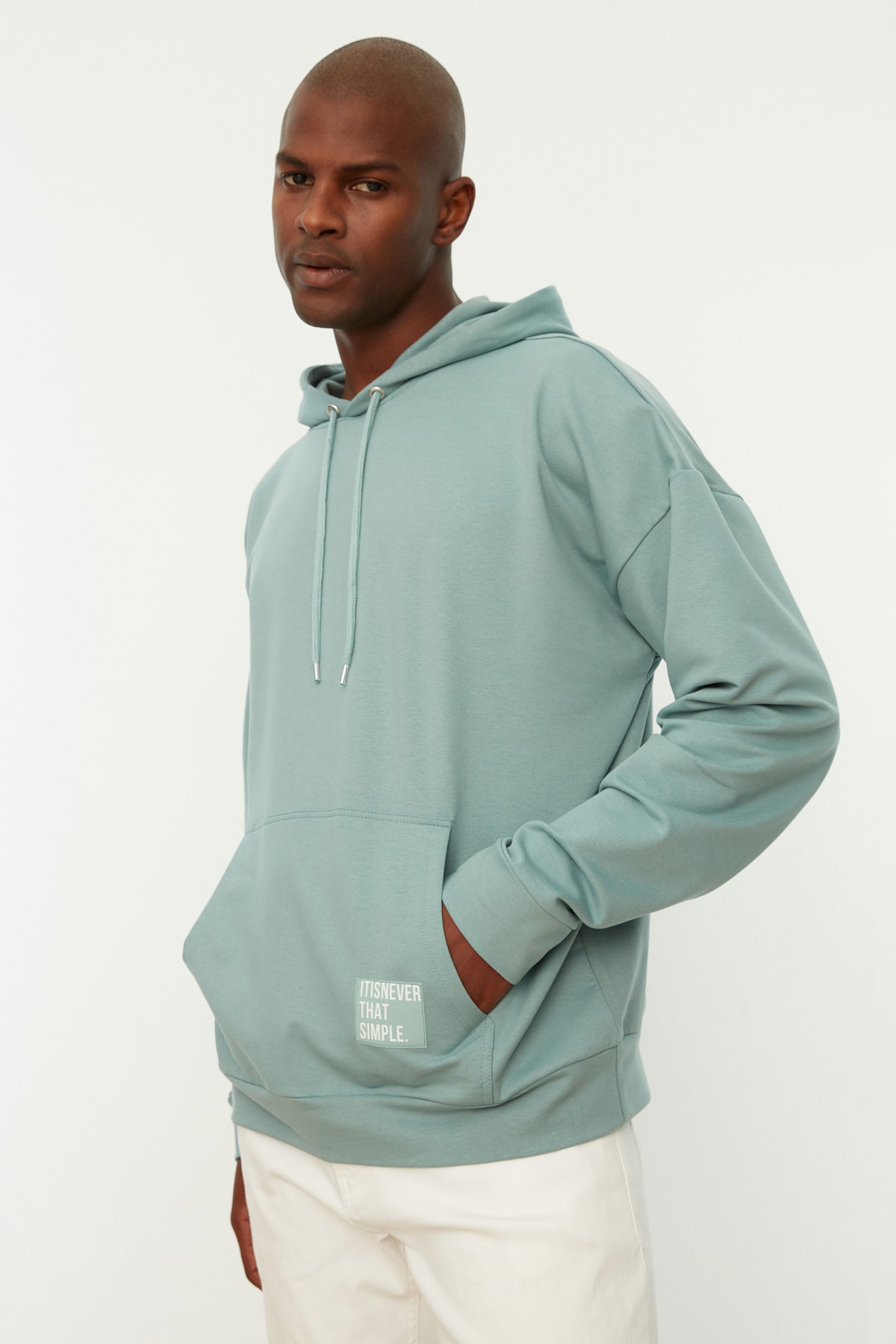 Trendyolmilla  Mint Oversize Kapüşonlu Uzun Kollu Etiket Aplikeli Sweatshirt TMNSS21SW0221 - Görsel 8