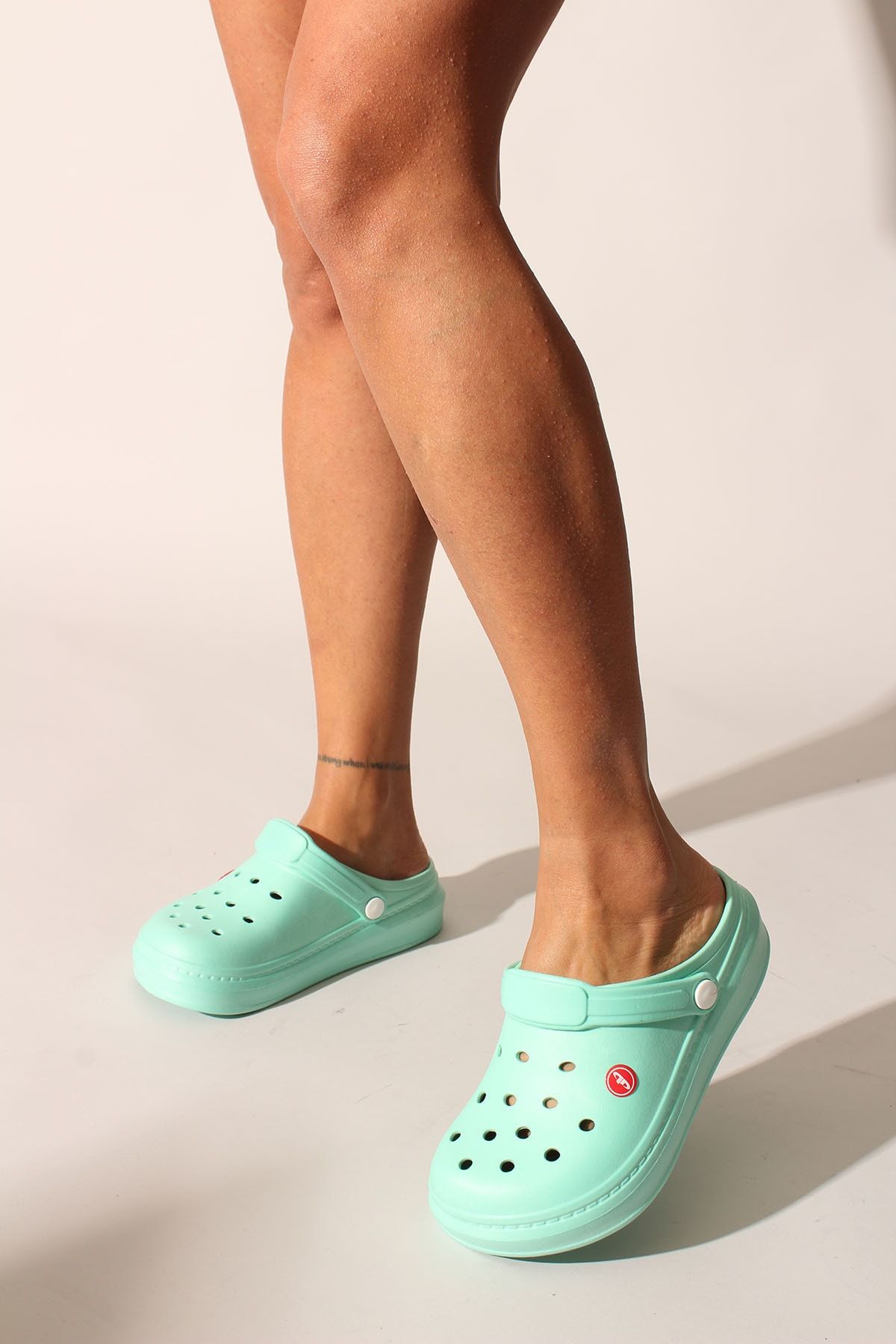 Mint online crocs womens