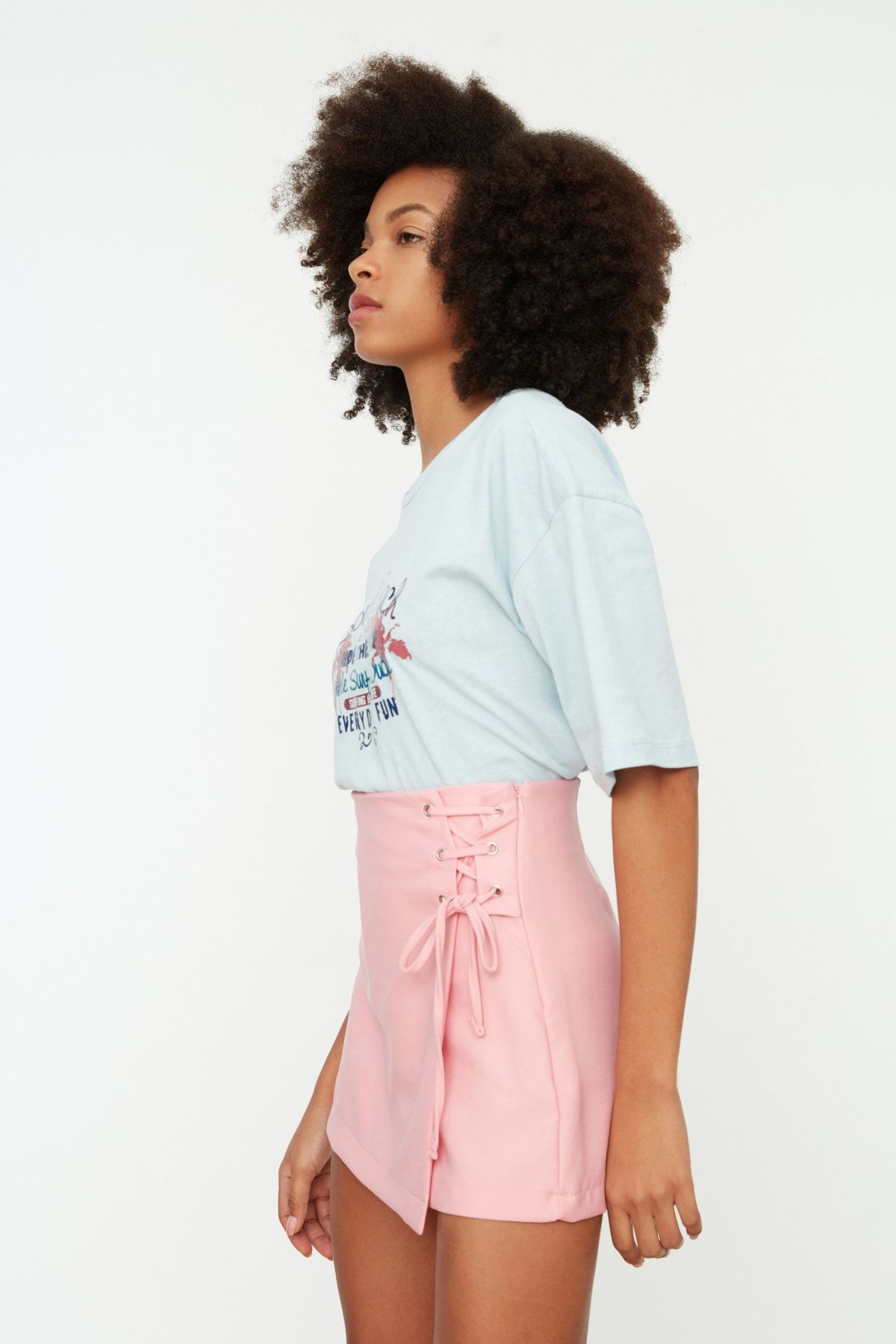 Trendyol Collection-Fustă pantaloni scurți țesuți cu șireturi și ochi roz TWOAW21SR0038 3