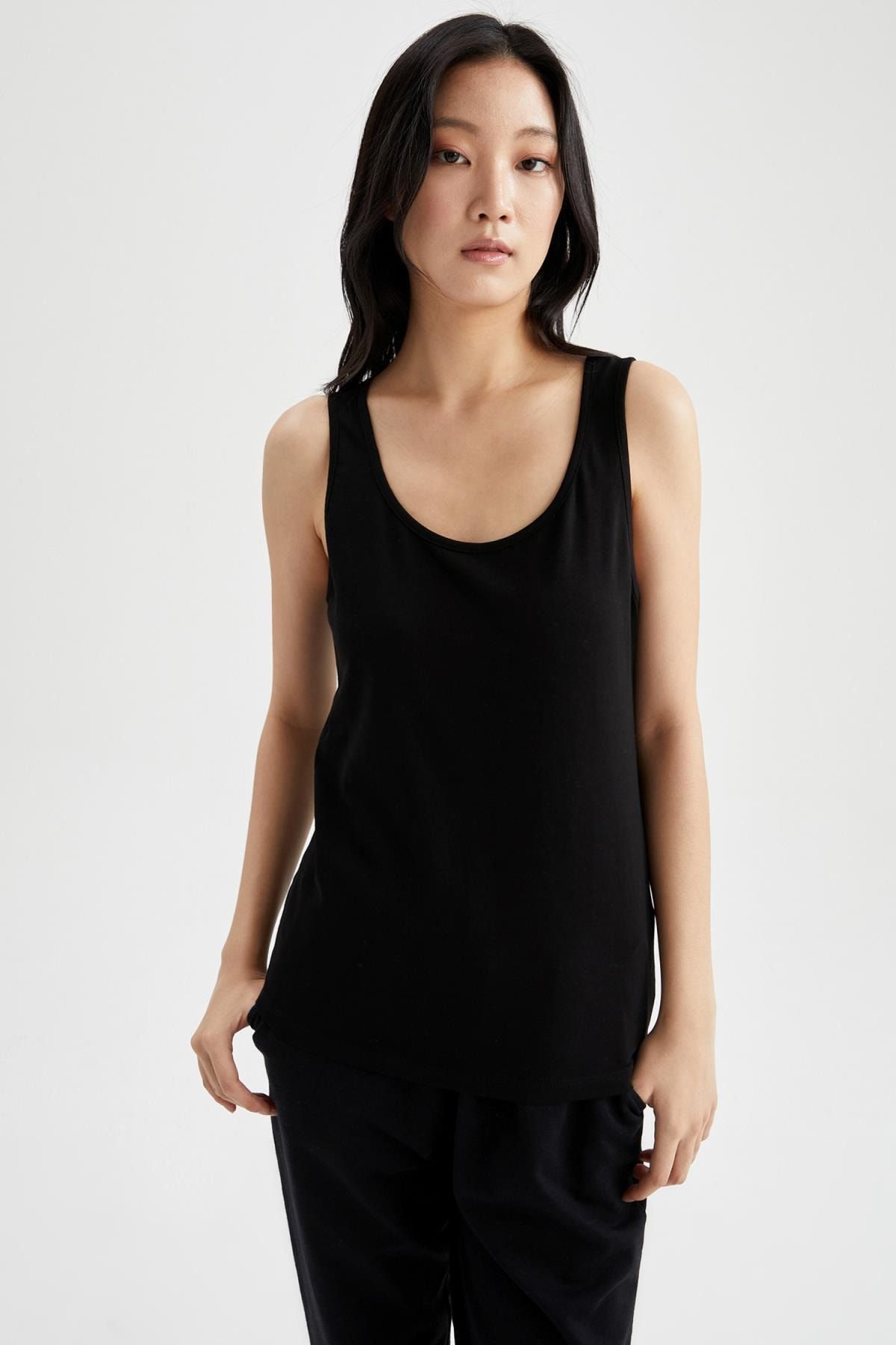 DeFacto-Fall In Love Regular Fit Basic Cotton Undershirt 1