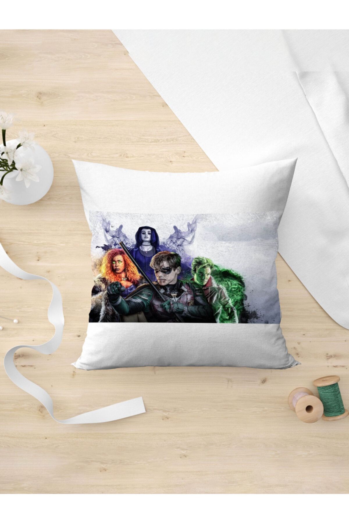 Panorama Ajans Titans Titans TV Series Netflix Superhero Pillow