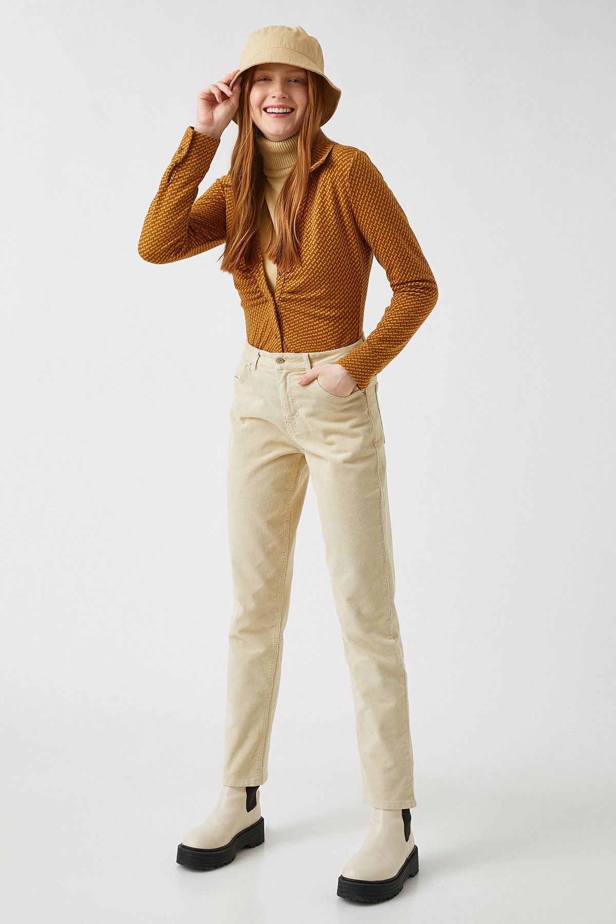 Koton Hose Beige Slim Fast ausverkauft