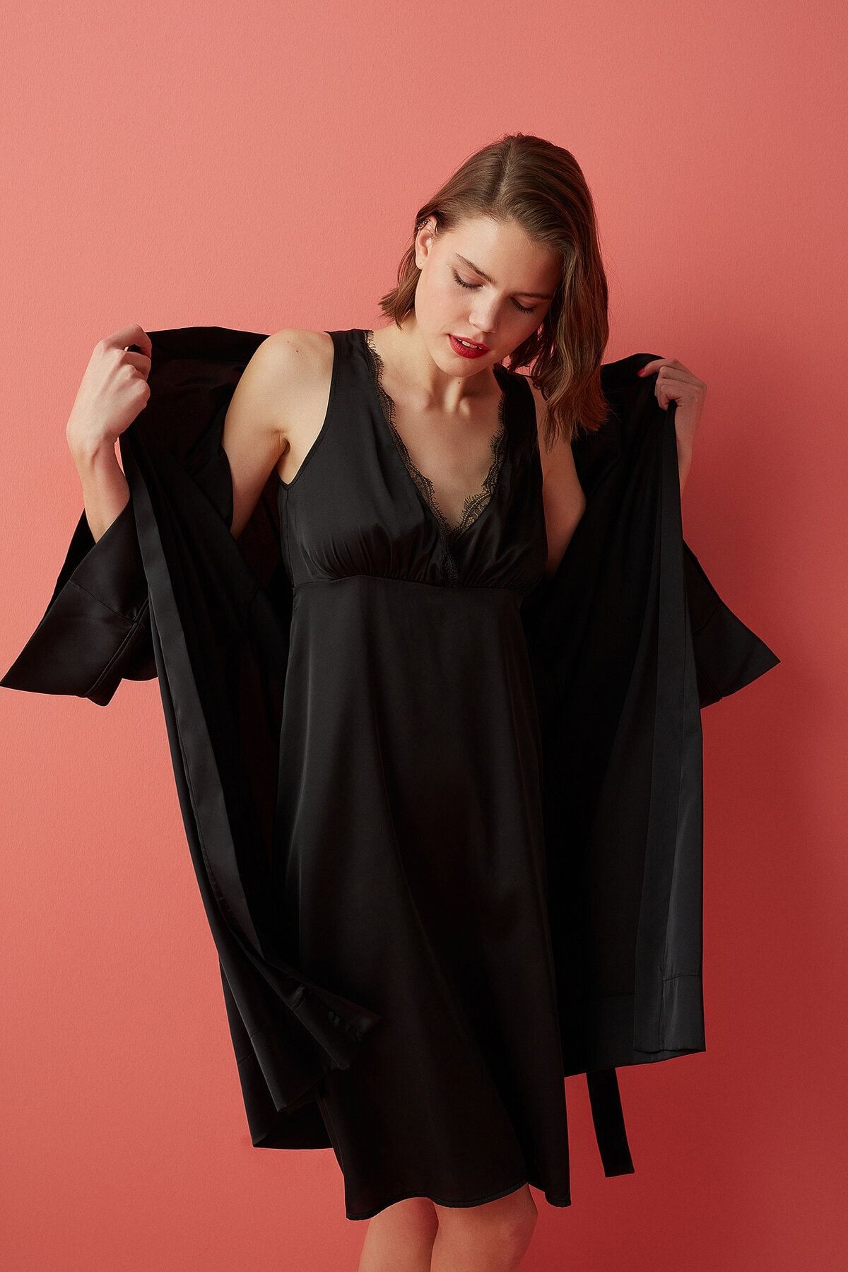 Siyah Into The Night Satin Elbise