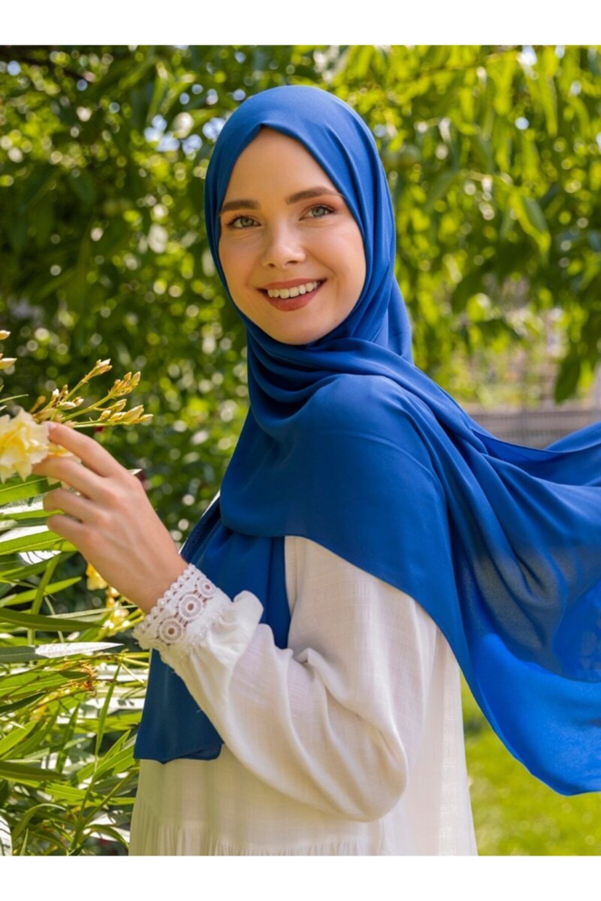 Tuva al Shawl Blue Plain Trendyol
