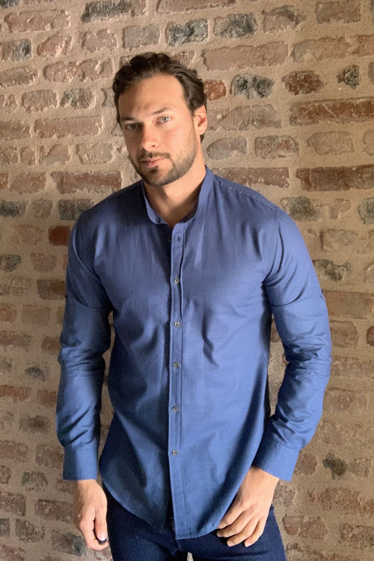 Trendyol Man Indigo Erkek Basic Hakim Yaka Apoletli Slim Fit Uzun Kollu Gomlek Tmnss20go0188 Trendyol