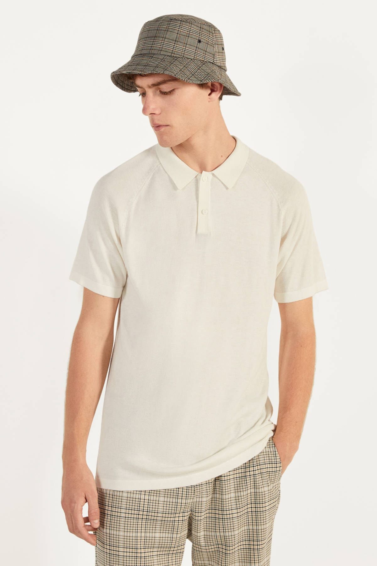 bershka erkek kirli beyaz orgu polo