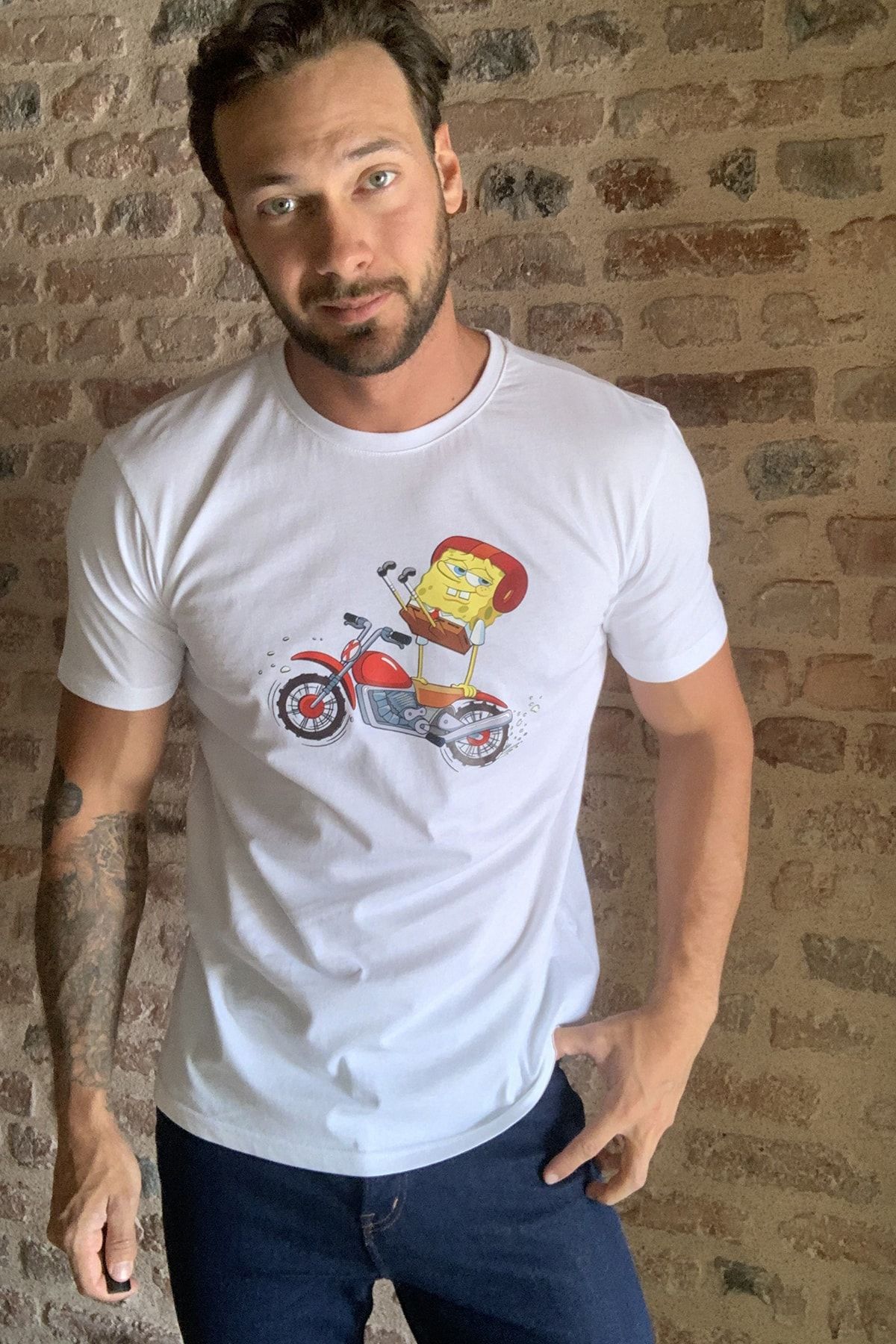 Trendyol Man Beyaz Erkek Sunger Bob Baskili Lisansli T Shirt Tmnss20ts0698 Trendyol