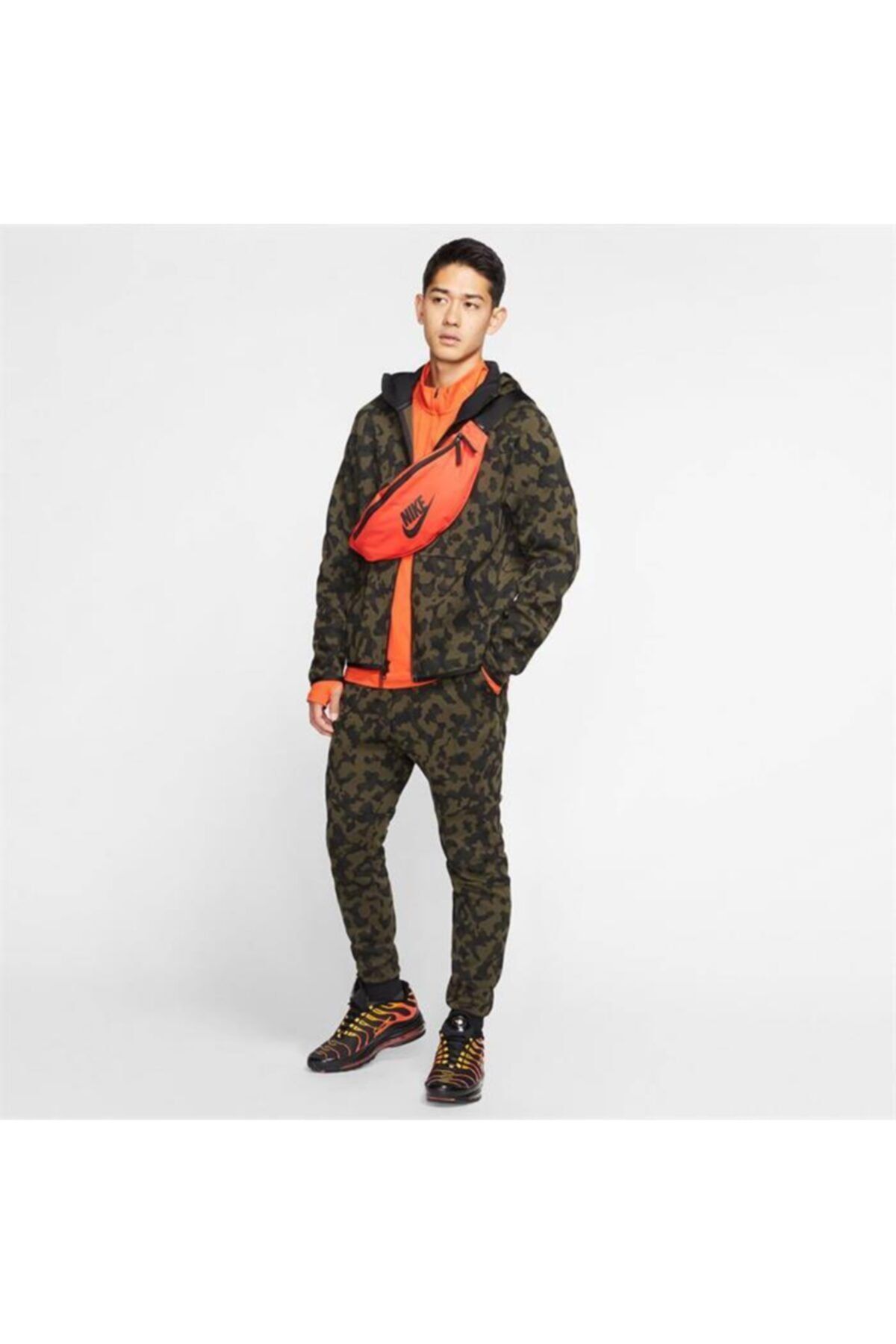 Khaki nike tech tracksuit store