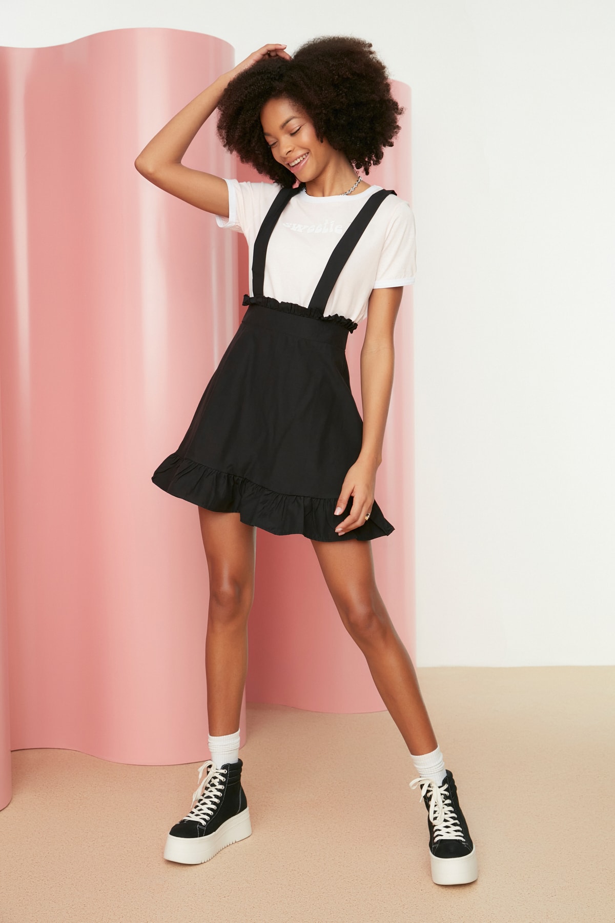 Trendyol Collection Kleid Schwarz Gilet Fast ausverkauft