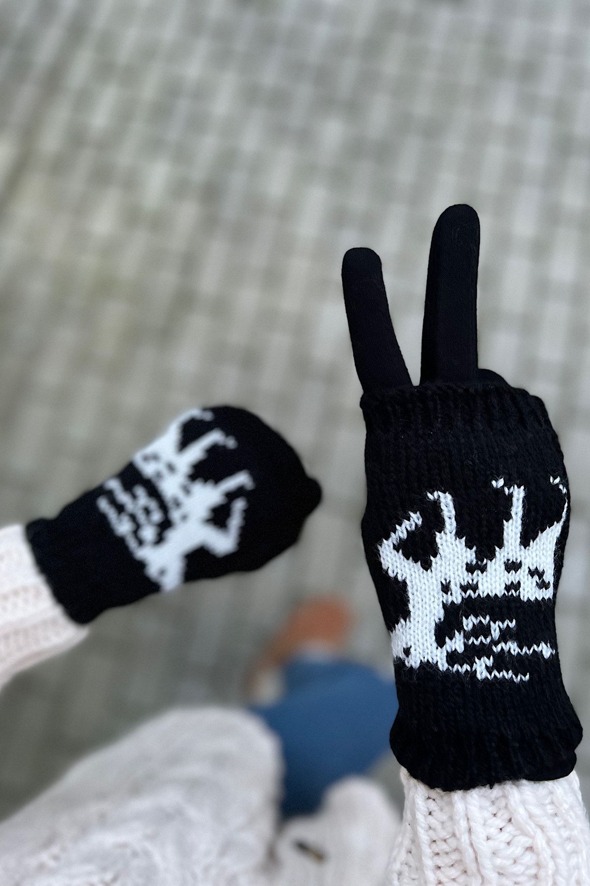novon-Winter Themed Double Layer Touchscreen Finger Detailed Premium Gloves with Miflon Inside 1