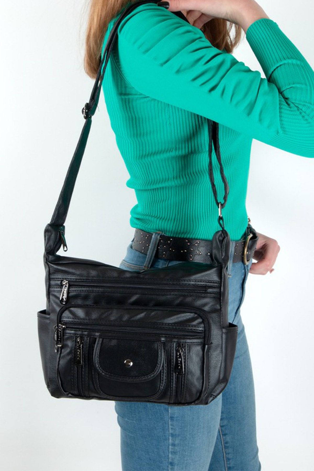 [107 Yerli Yıkama Deri Fermuarlı Askılı Kadın Çapraz Çanta Siyah]