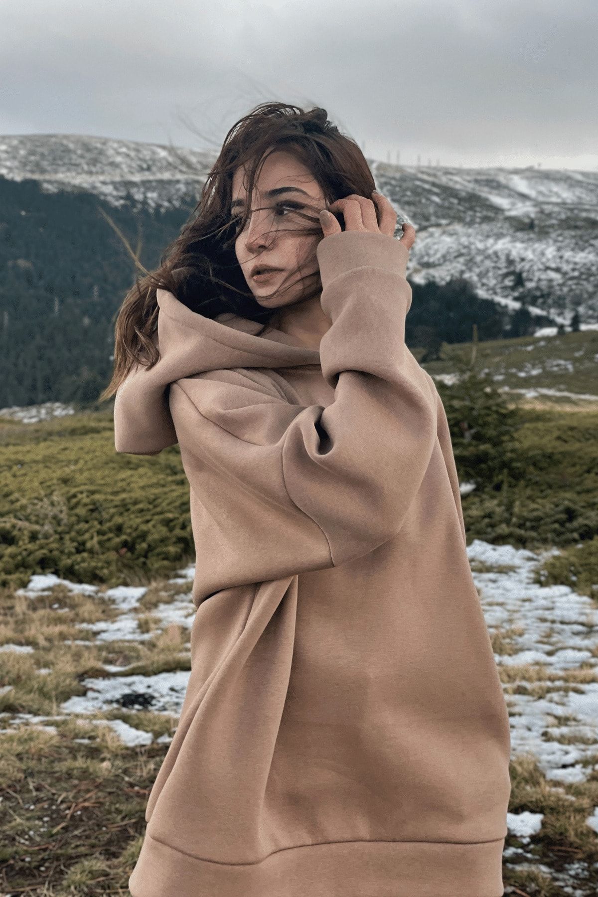 GUARAZ Süt Kahvesi Oversize Gizli Cepli Kapüşonlu Sweatshirt BC9502