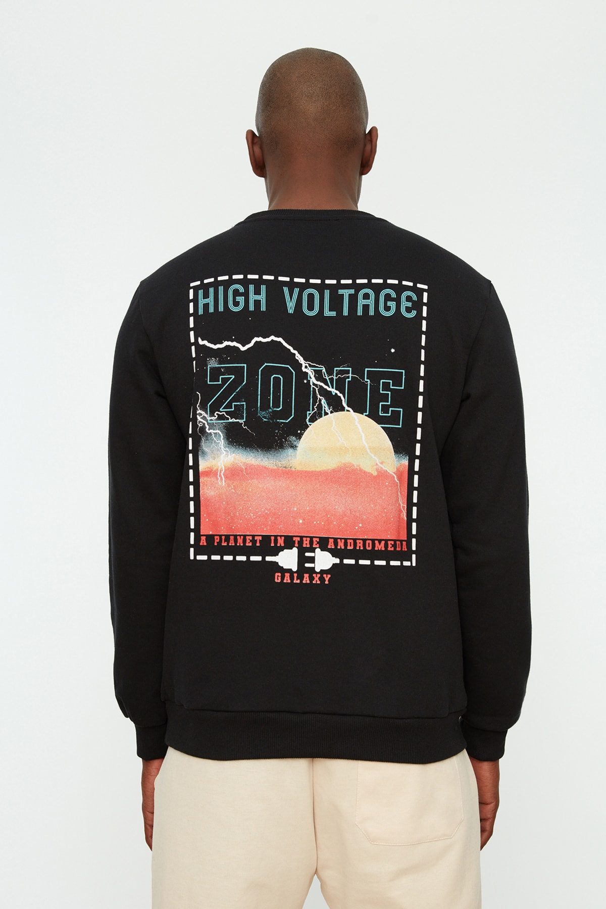 Trendyol Collection Sweatshirt Schwarz Regular Fit Fast ausverkauft
