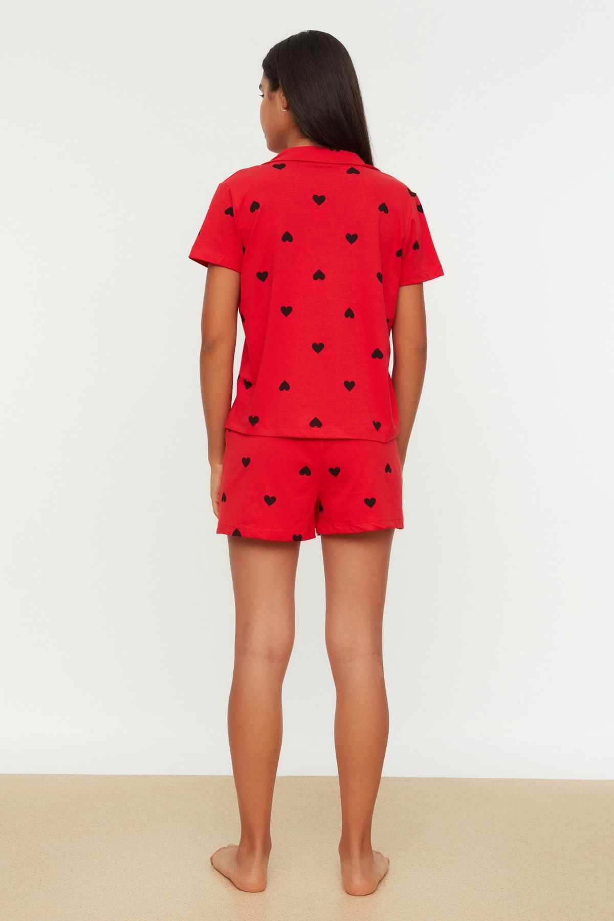Trendyol Collection-Rotes Baumwoll-Shorts-Pyjama-Set mit Herzen – THMSS21PT0756 5