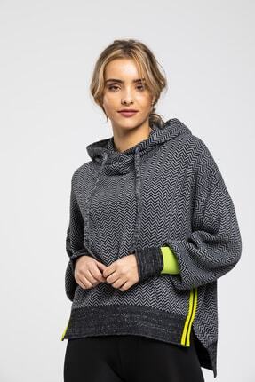 Happiness Ist Kadin Siyah Beyaz Cizgili Likrali Kruvaze Triko Kazak Va00010 Trendyol