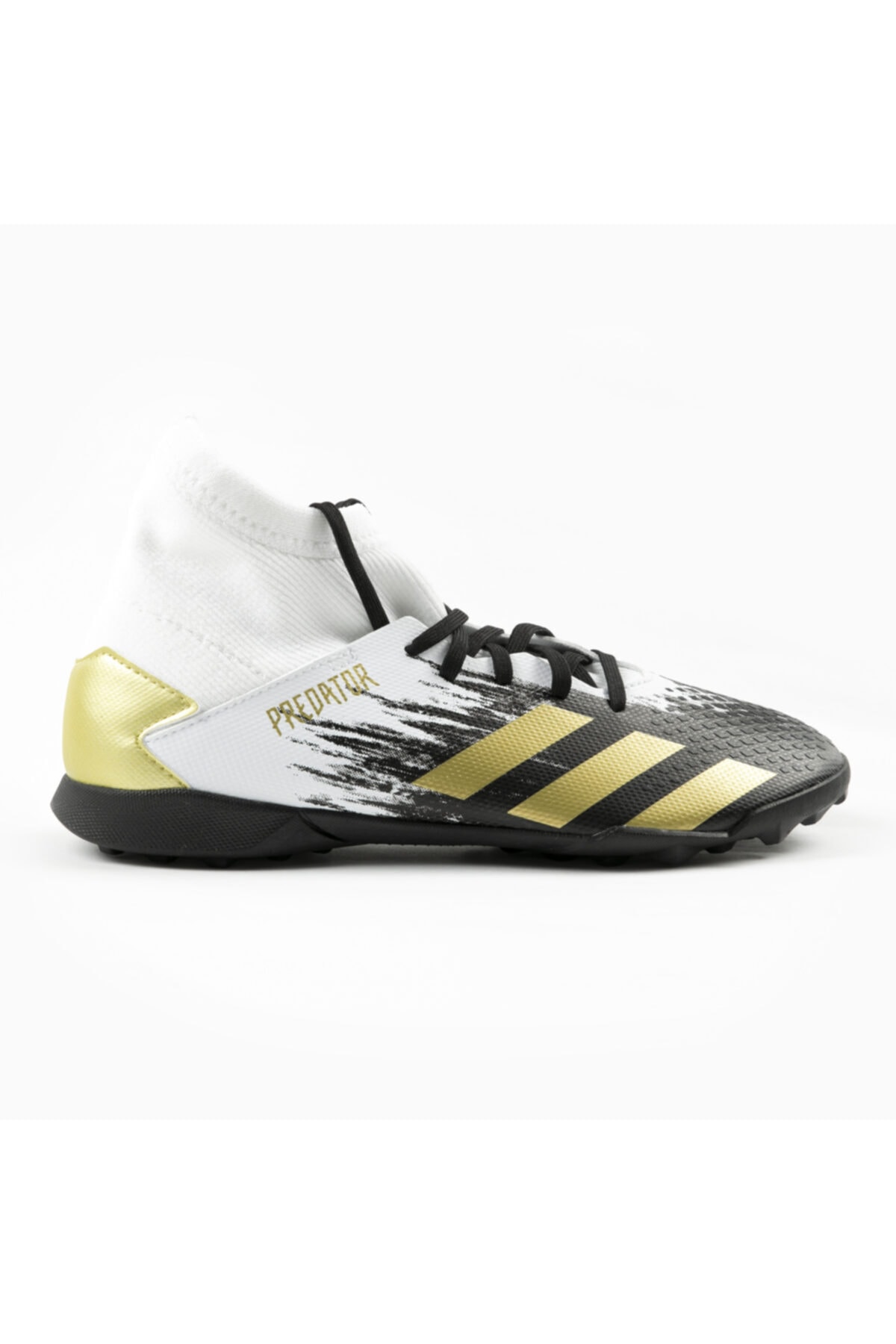 predator mutator 20.3 pasto sintético