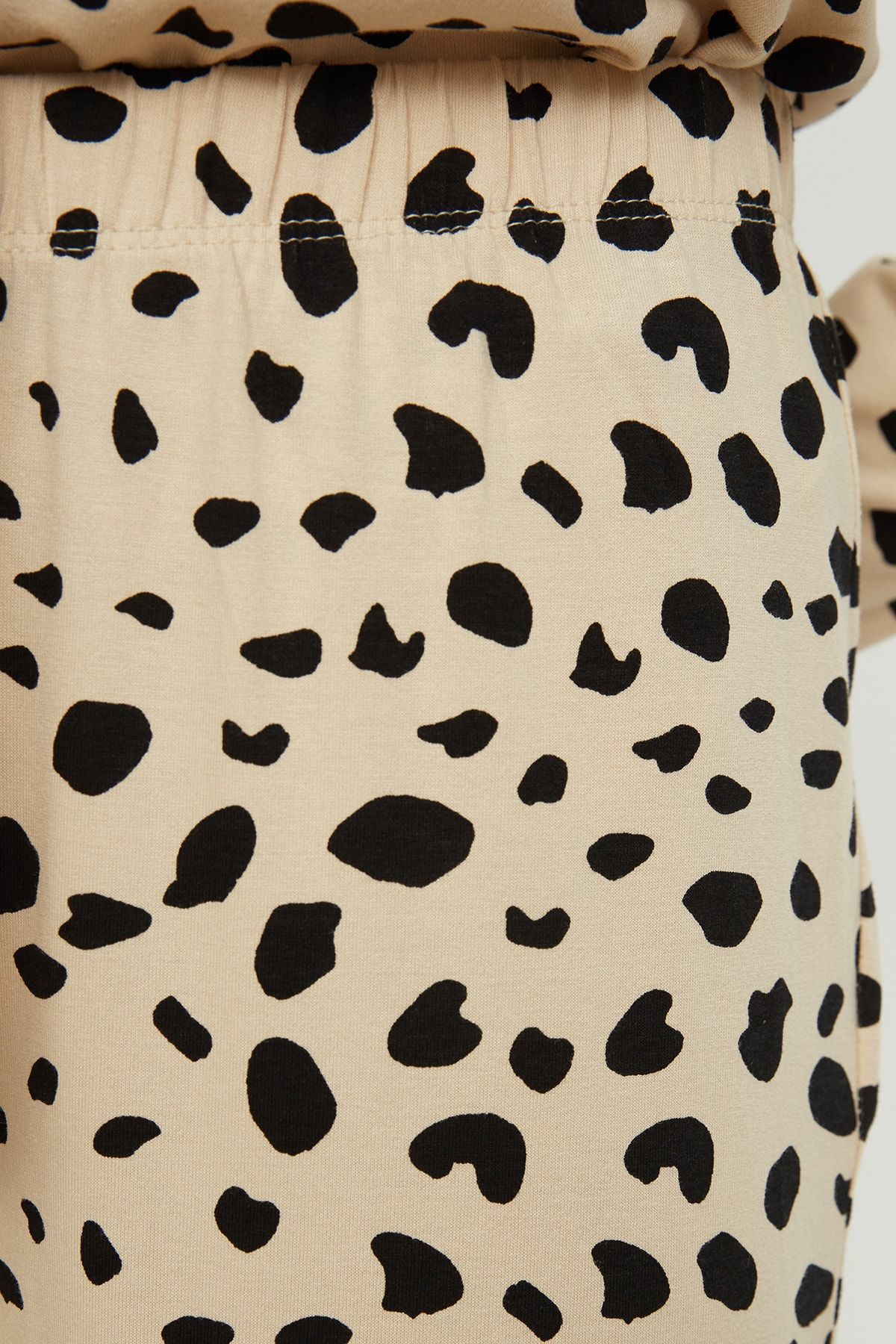 Trendyol Collection-Leopard Print Beige Cotton Pajamas Set - Shirt and Pants Thmaw21pt0489 11