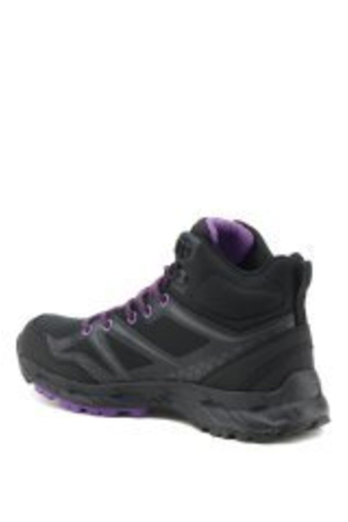 lumberjack-Wmn 1Pr - Black - 40 - C1T01870T Model Bot Data 2