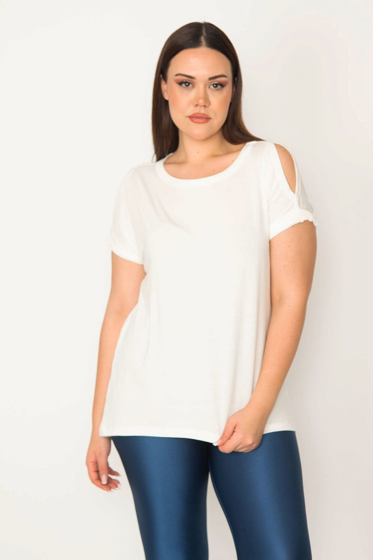Şans-Women's Large Size Bone Shoulder Low-cut Double Sleeve Blouse 65n31192 2